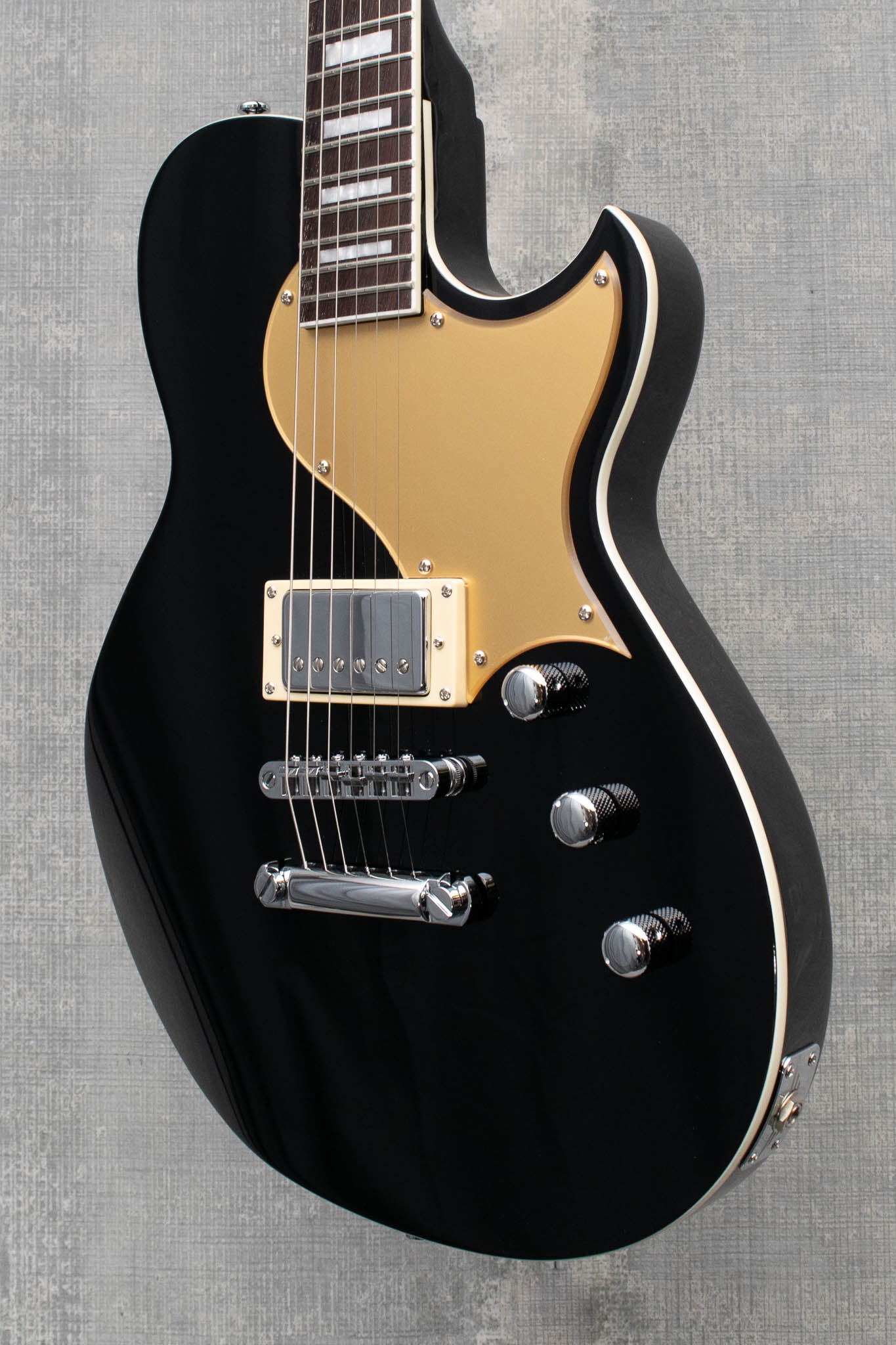 Reverend Roundhouse Jr Midnight Black