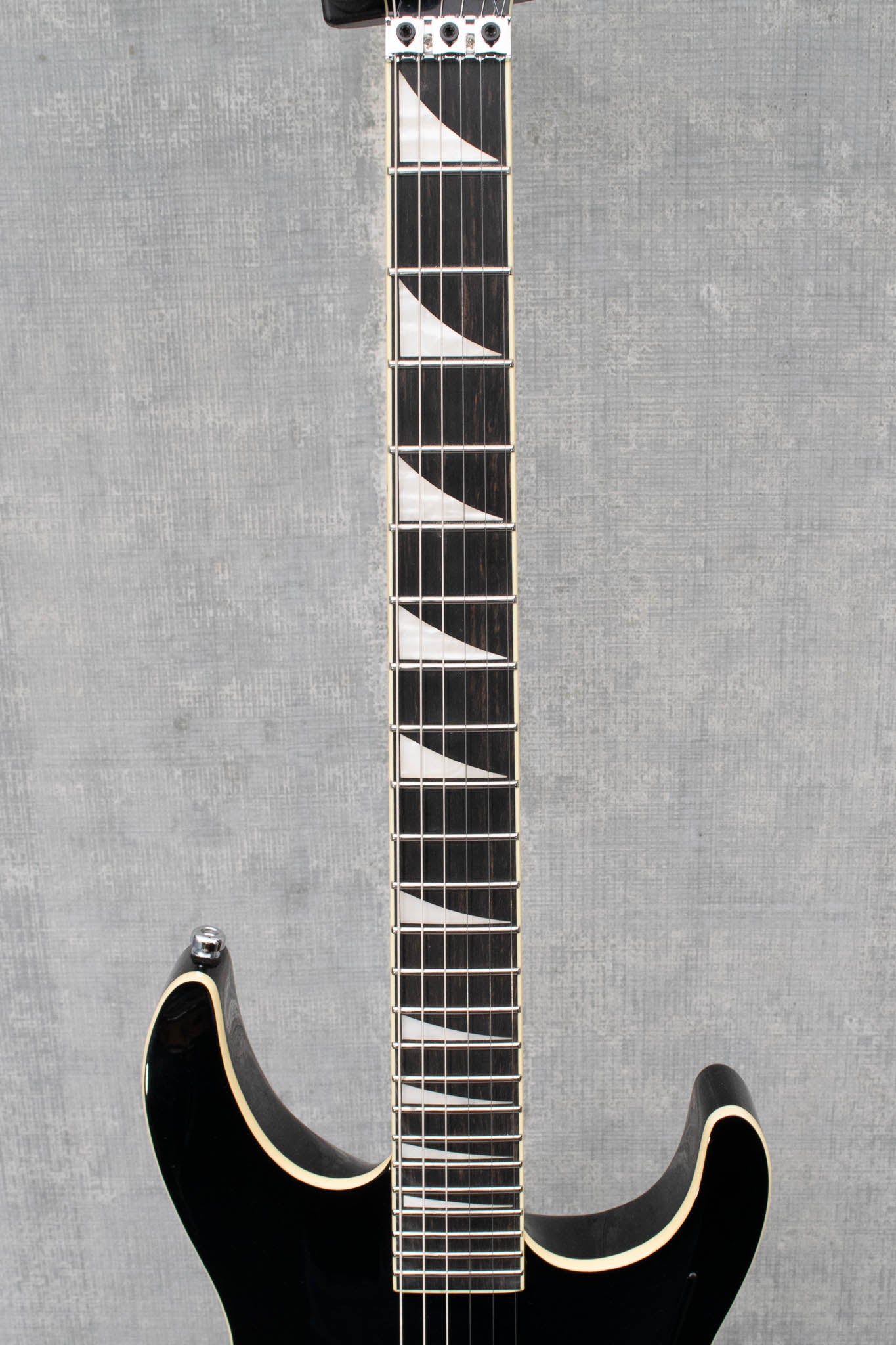 Jackson Pro Plus Pure Metal Limited Edition Soloist SL1A Gloss Black B-Stock