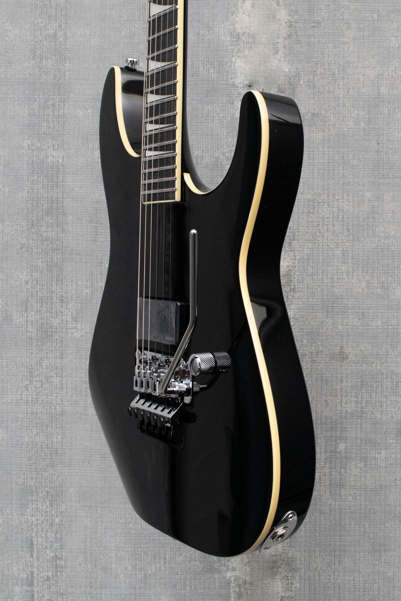Jackson Pro Plus Pure Metal Limited Edition Soloist SL1A Gloss Black B-Stock