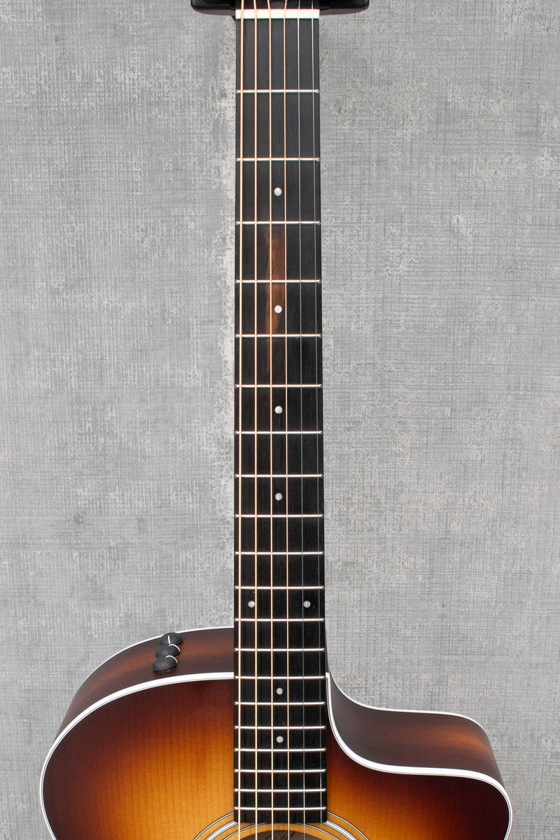 Used Taylor 214CE-K Sunburst (2023)