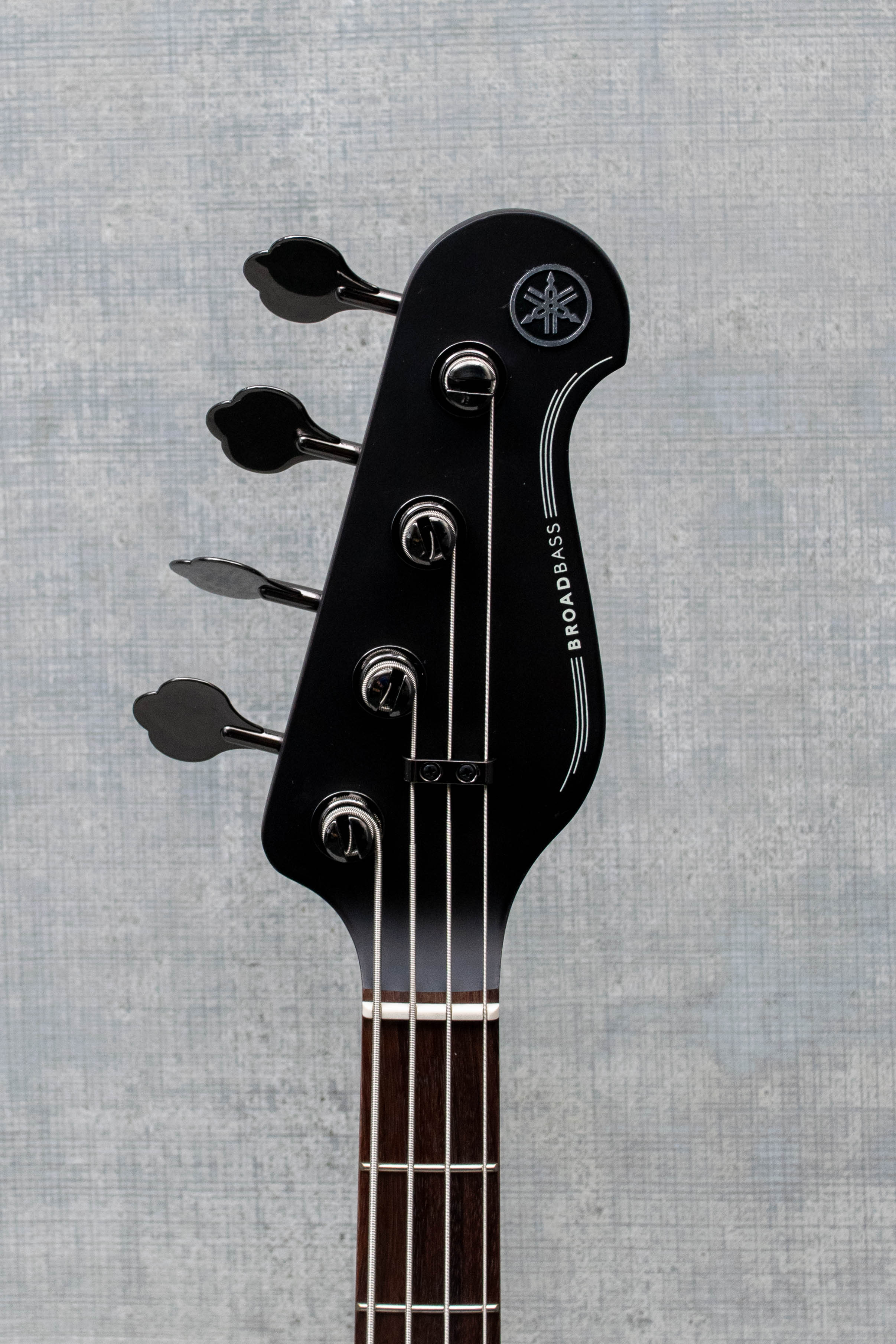 Yamaha BB734A FRD Fired Red Bass