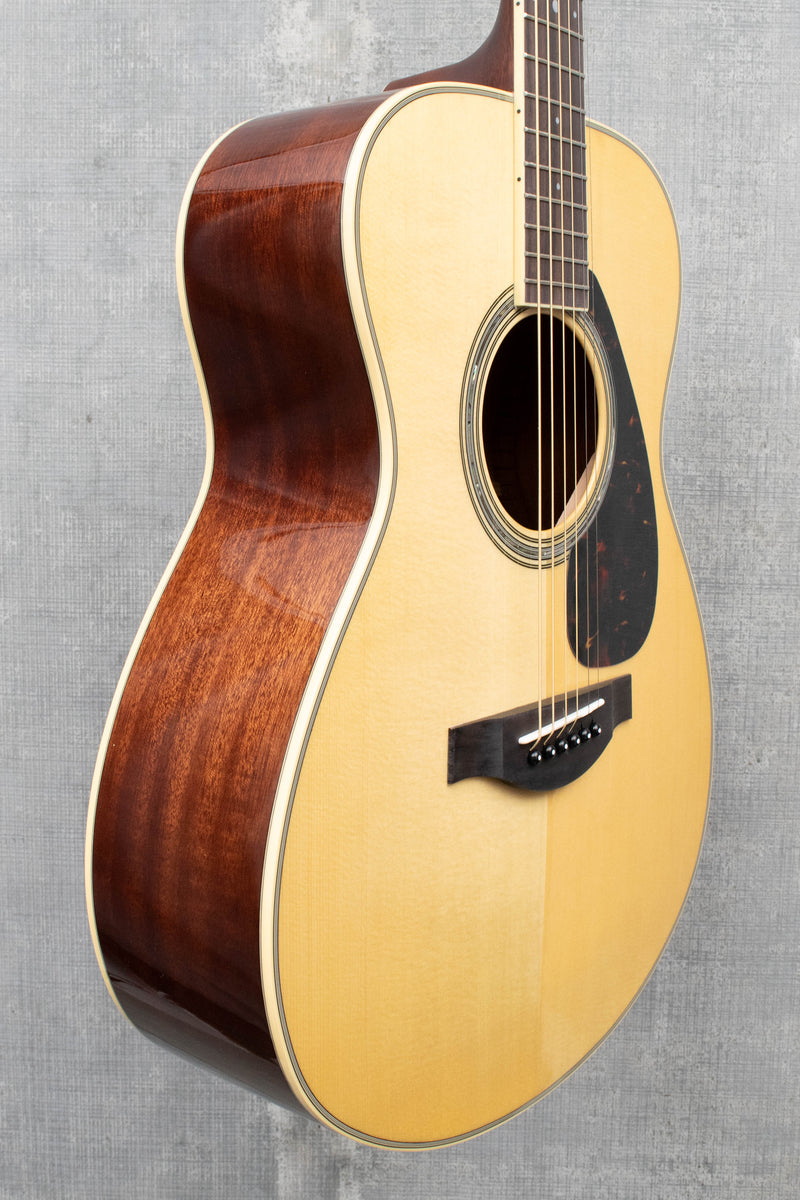 Yamaha LS6M ARE