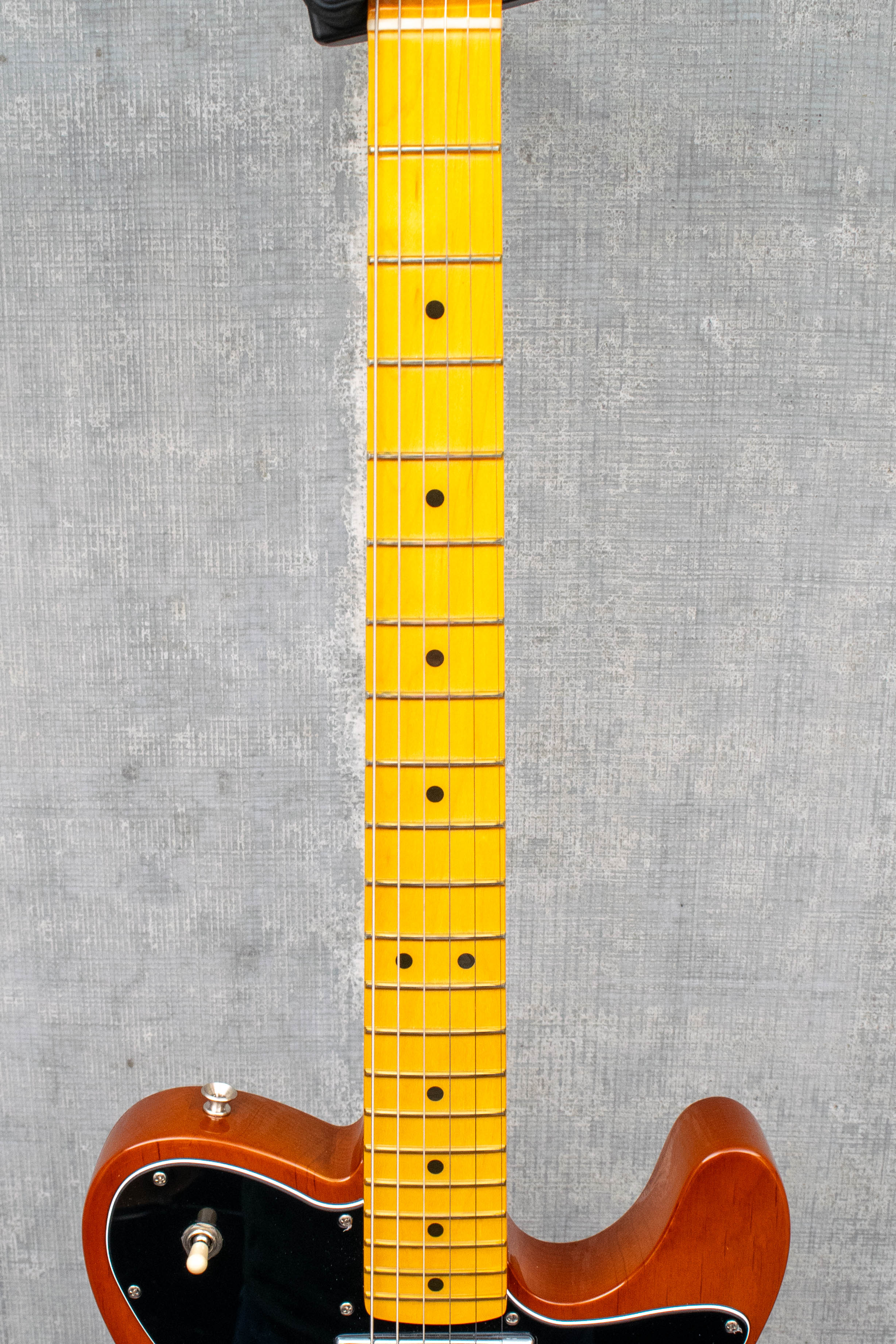 Used Fender American Vintage II '75 Telecaster Deluxe - Mocha (w/ Case)