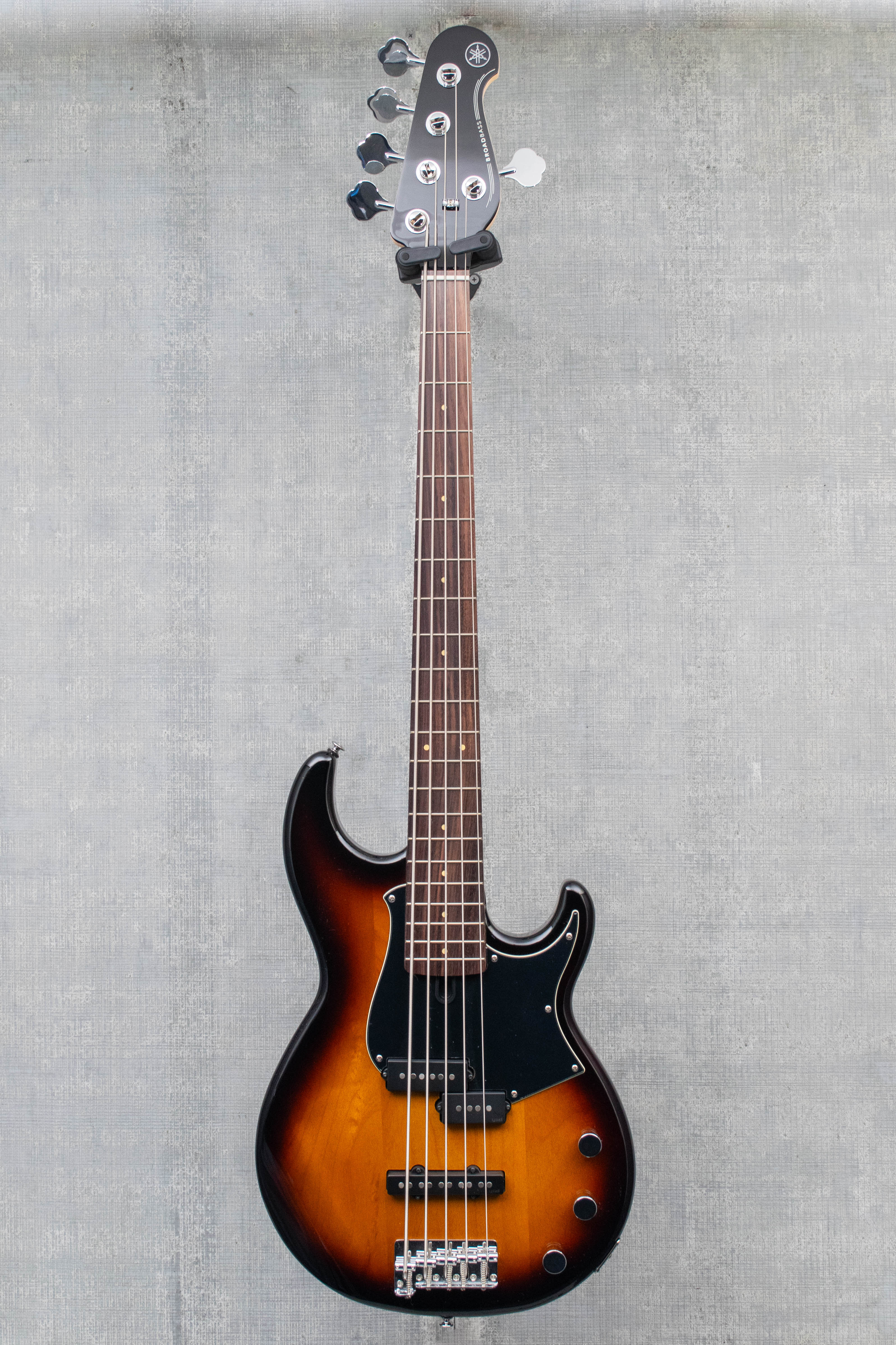 Used Yamaha BB435 TBS Tobacco Brown Sunburst 5 String Mint