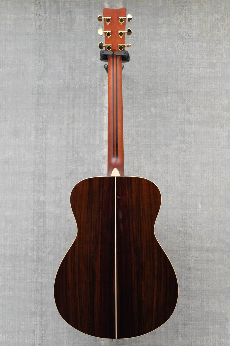 Yamaha LS16 Acoustic-Electric Concert Acoustic