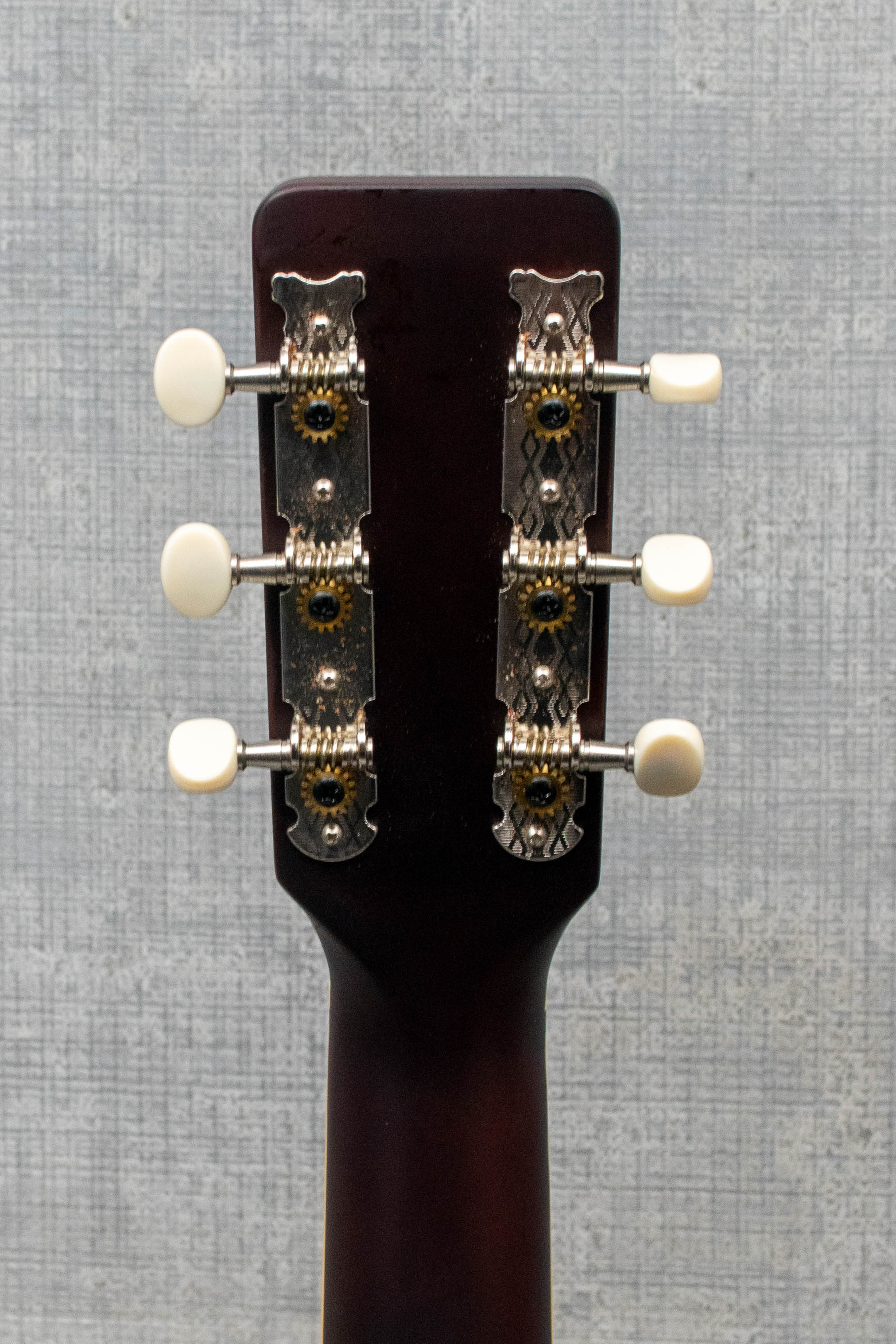 Gretsch Jim Dandy Concert Deep Cherry Burst