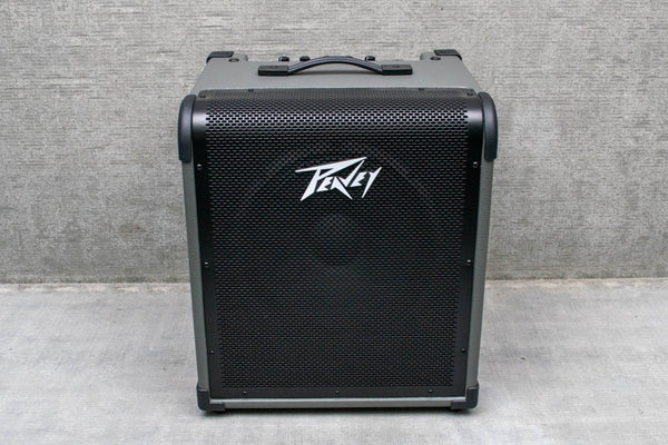 Used Peavey Max 150 Bass Combo