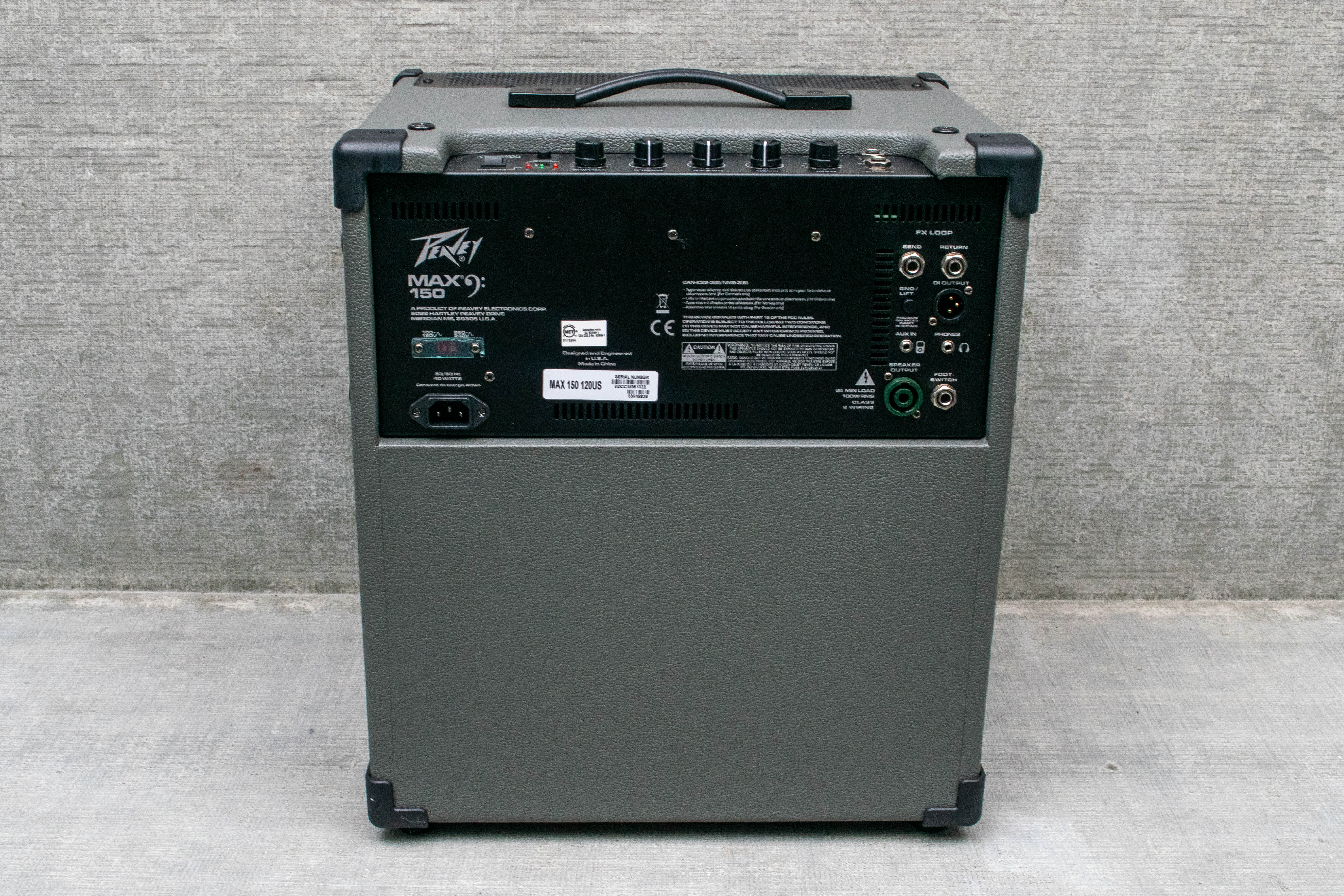 Used Peavey Max 150 Bass Combo