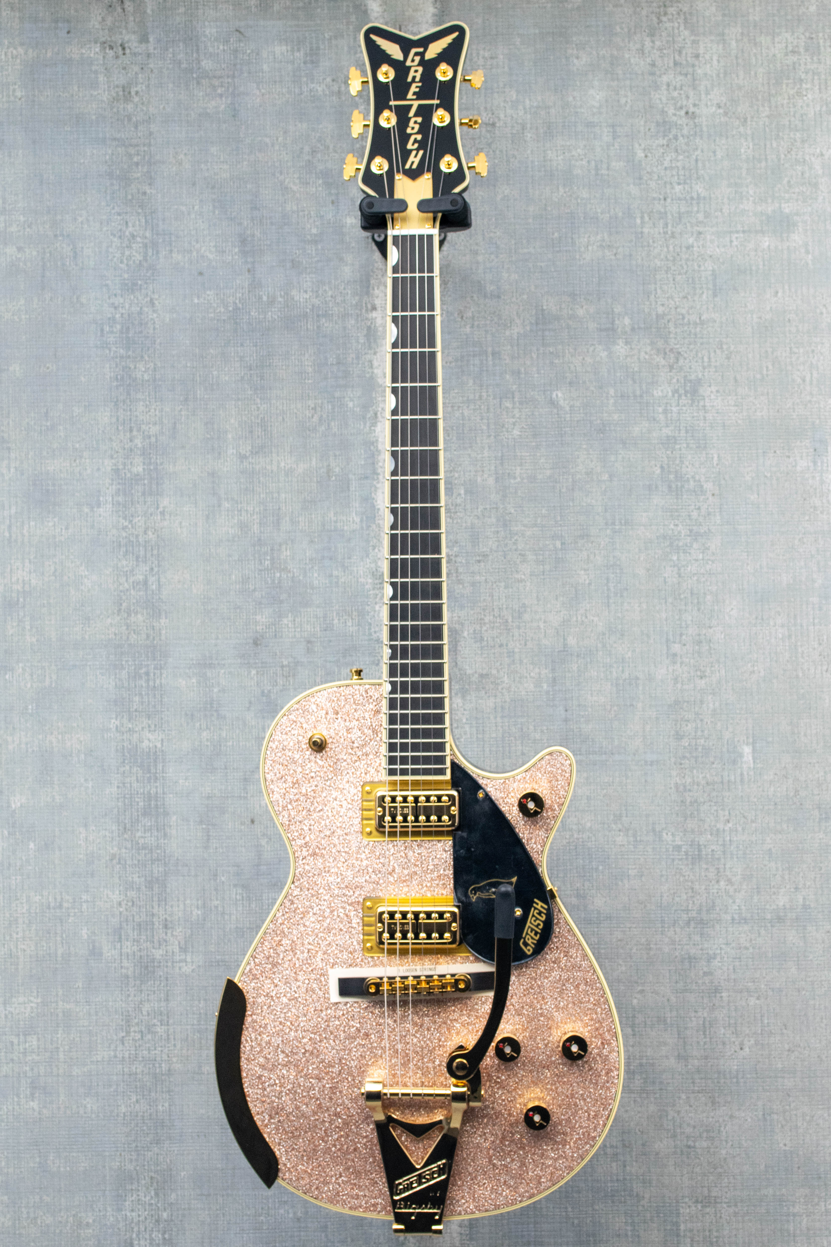 Gretsch Limited Edition Penguin with String-Thru Bigsby Champagne Sparkle
