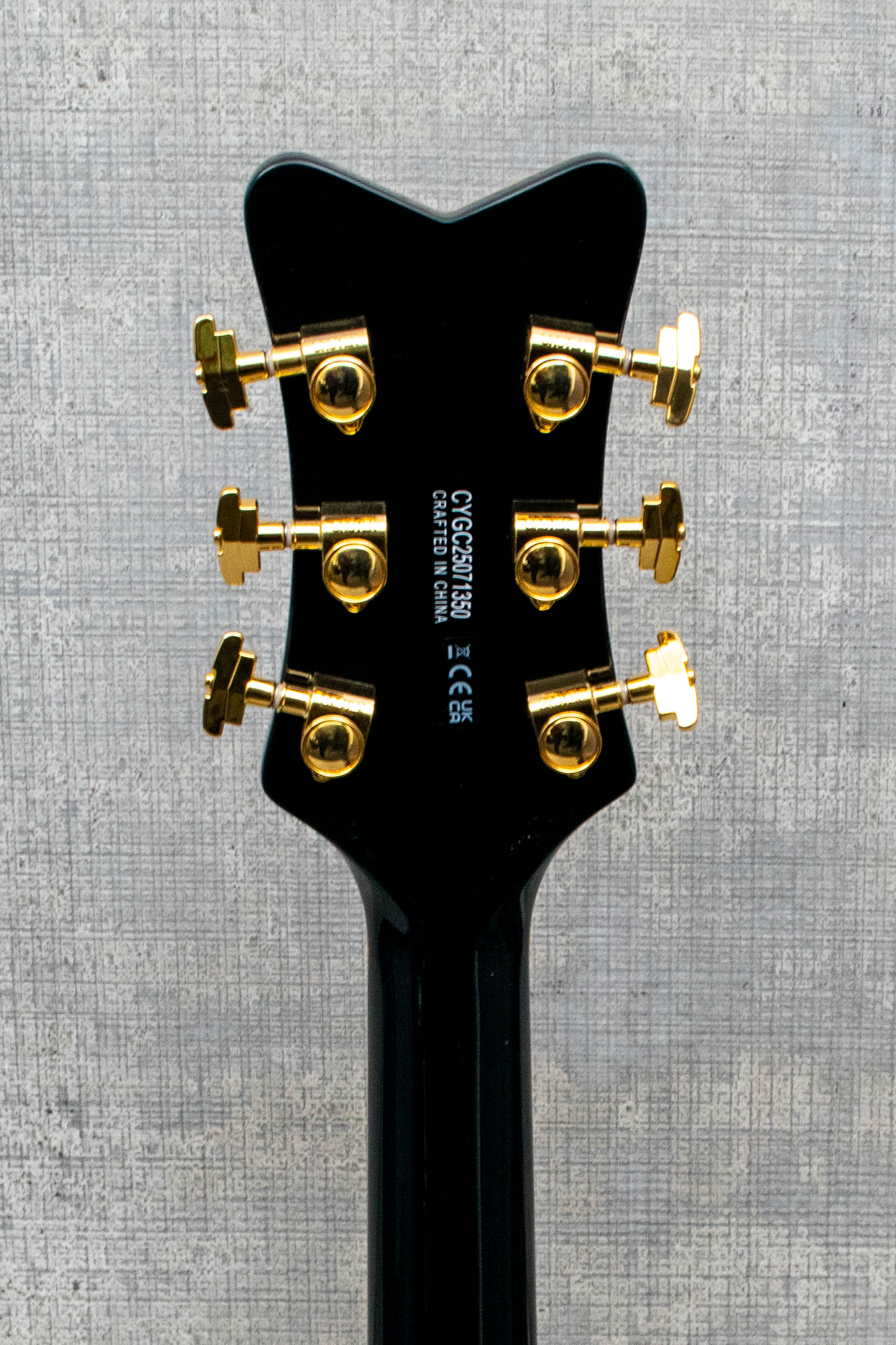 Gretsch  Synchromatic Falcon Hollow Body Single-Cut with Bigsby®, Ebony Fingerboard, Black