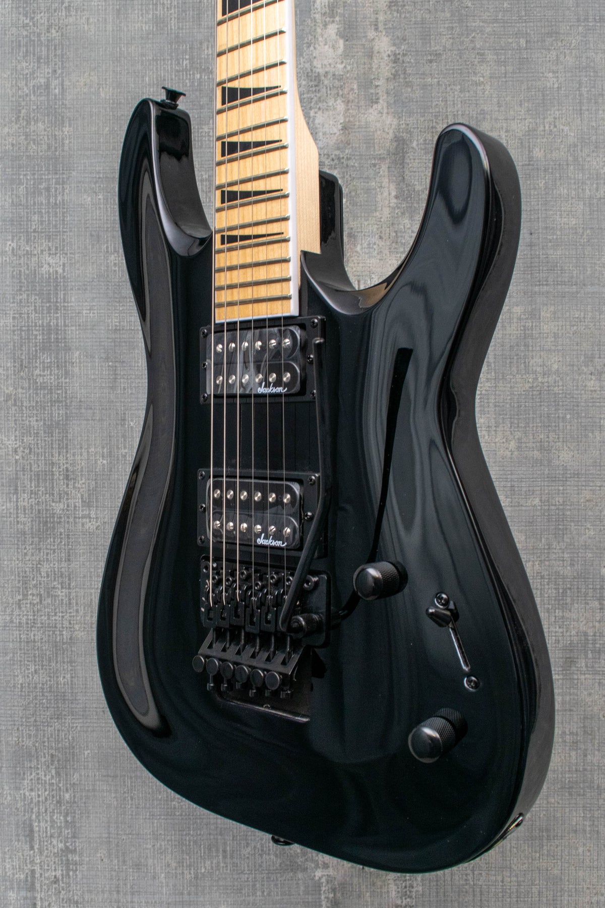 Jackson JS32 Gloss Black ケリーキングEMGピックアップ Jackson JS32 Gloss Black ケリーキングEMGピックアップ
