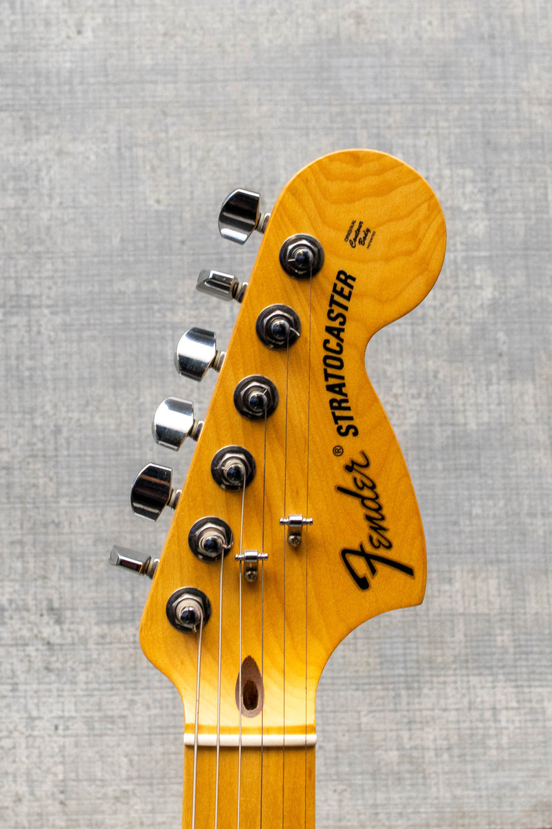 Used Fender American Special Stratocaster - Candy Apple Red (2014)