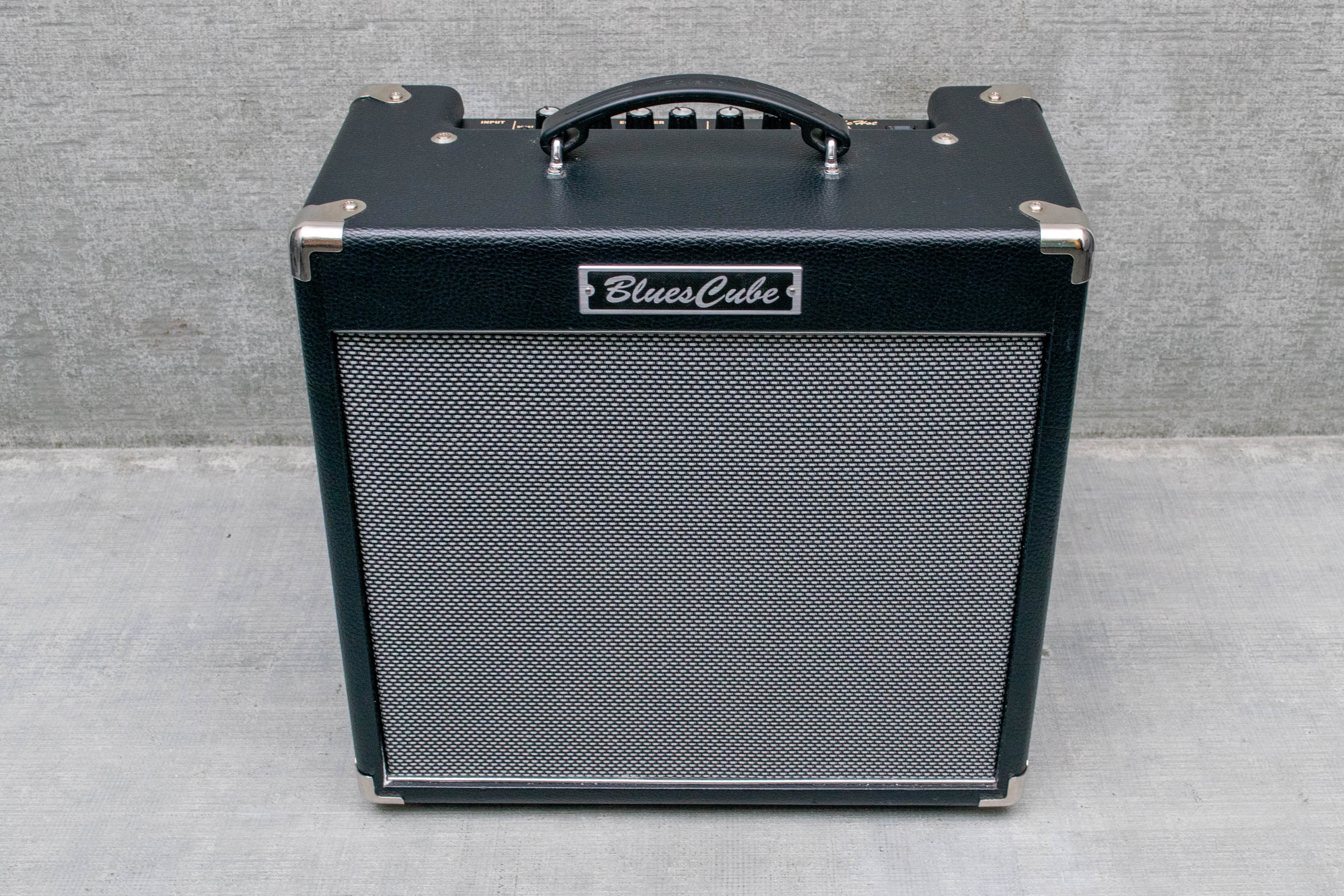 Used Roland Blues Cube Hot