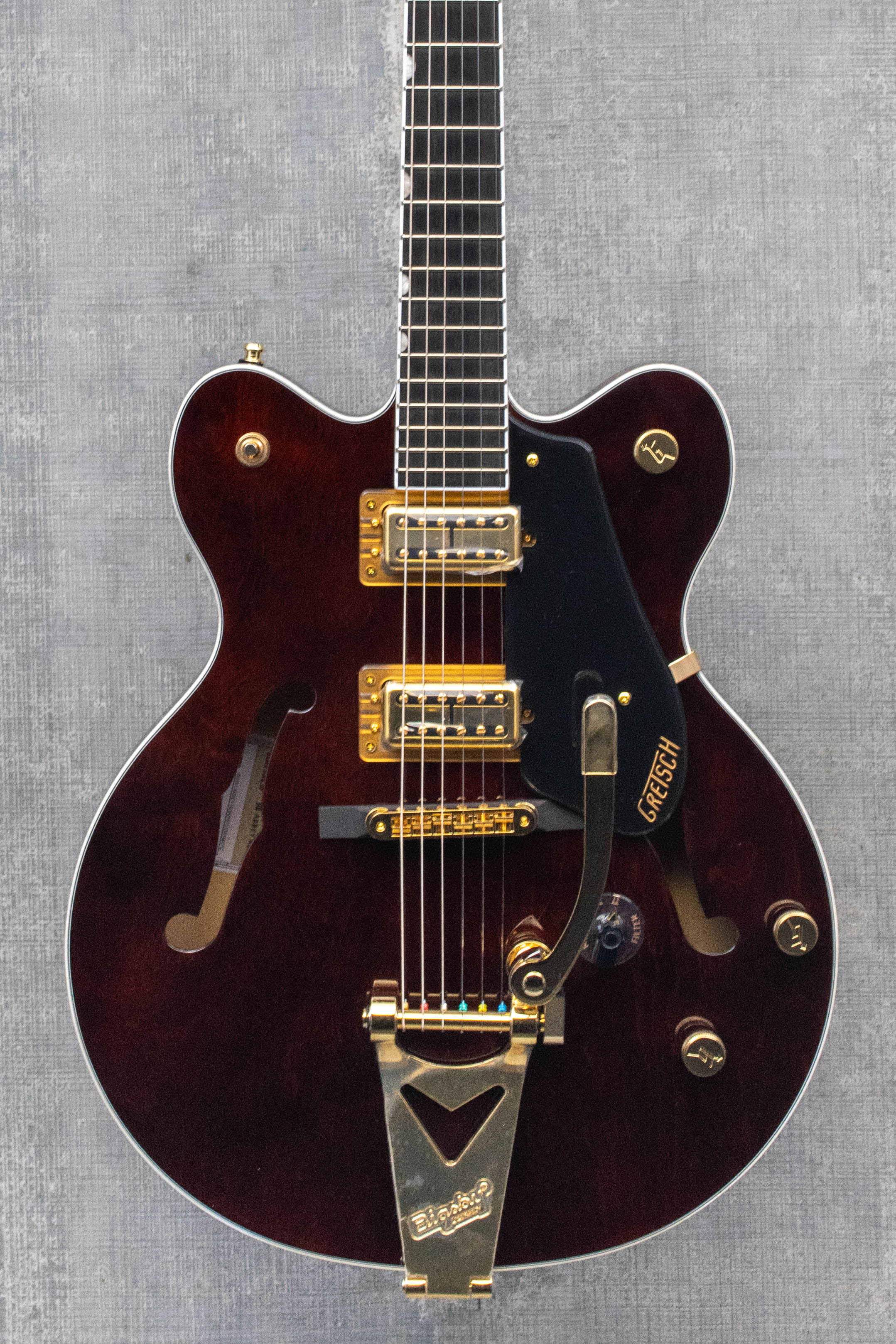Gretsch  Limited Edition Abbey Road Studiomatic™ Hollow Body with Bigsby® and Gold Hardware, Ebony Fingerboard, Classic Walnut Stain