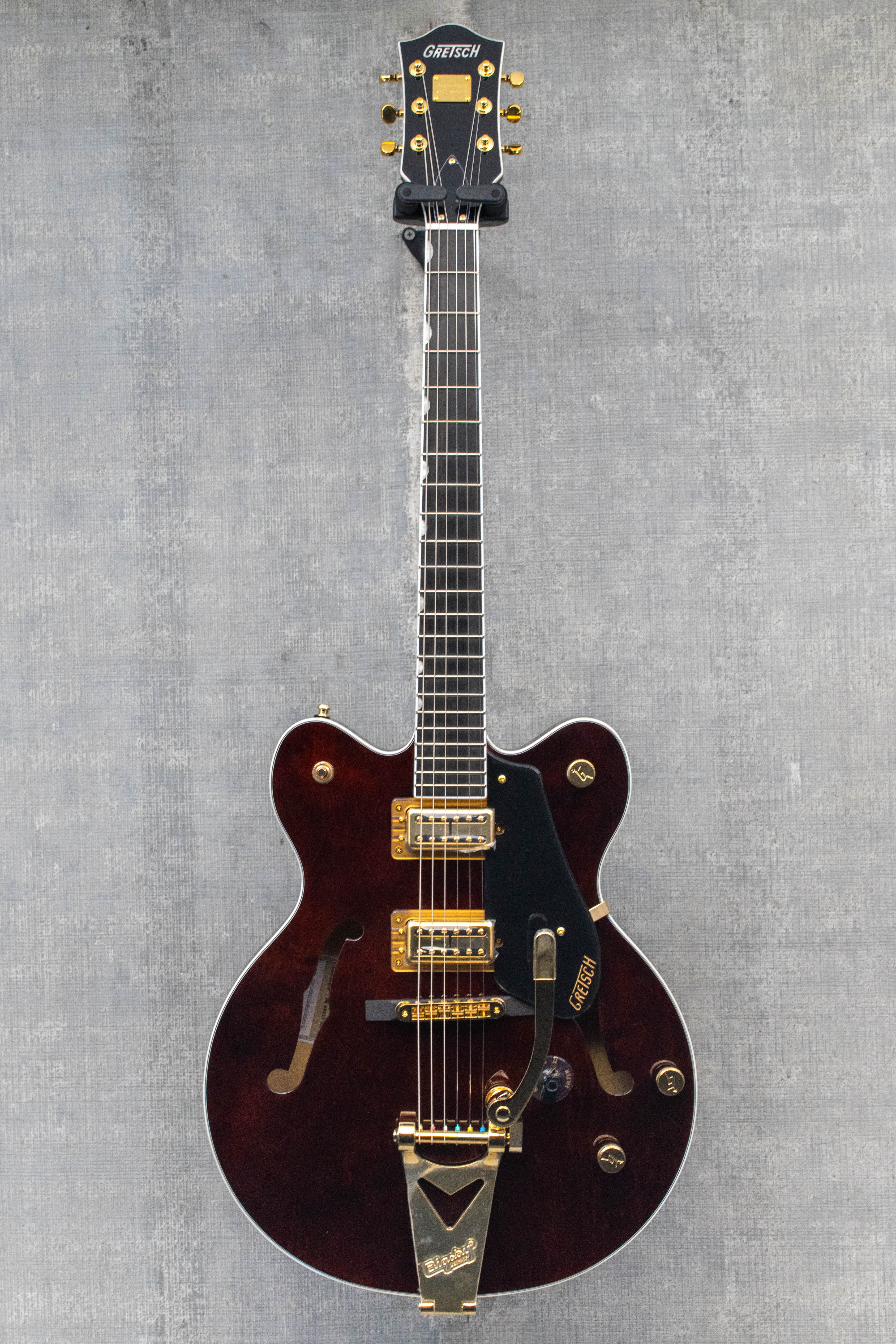 Gretsch  Limited Edition Abbey Road Studiomatic™ Hollow Body with Bigsby® and Gold Hardware, Ebony Fingerboard, Classic Walnut Stain