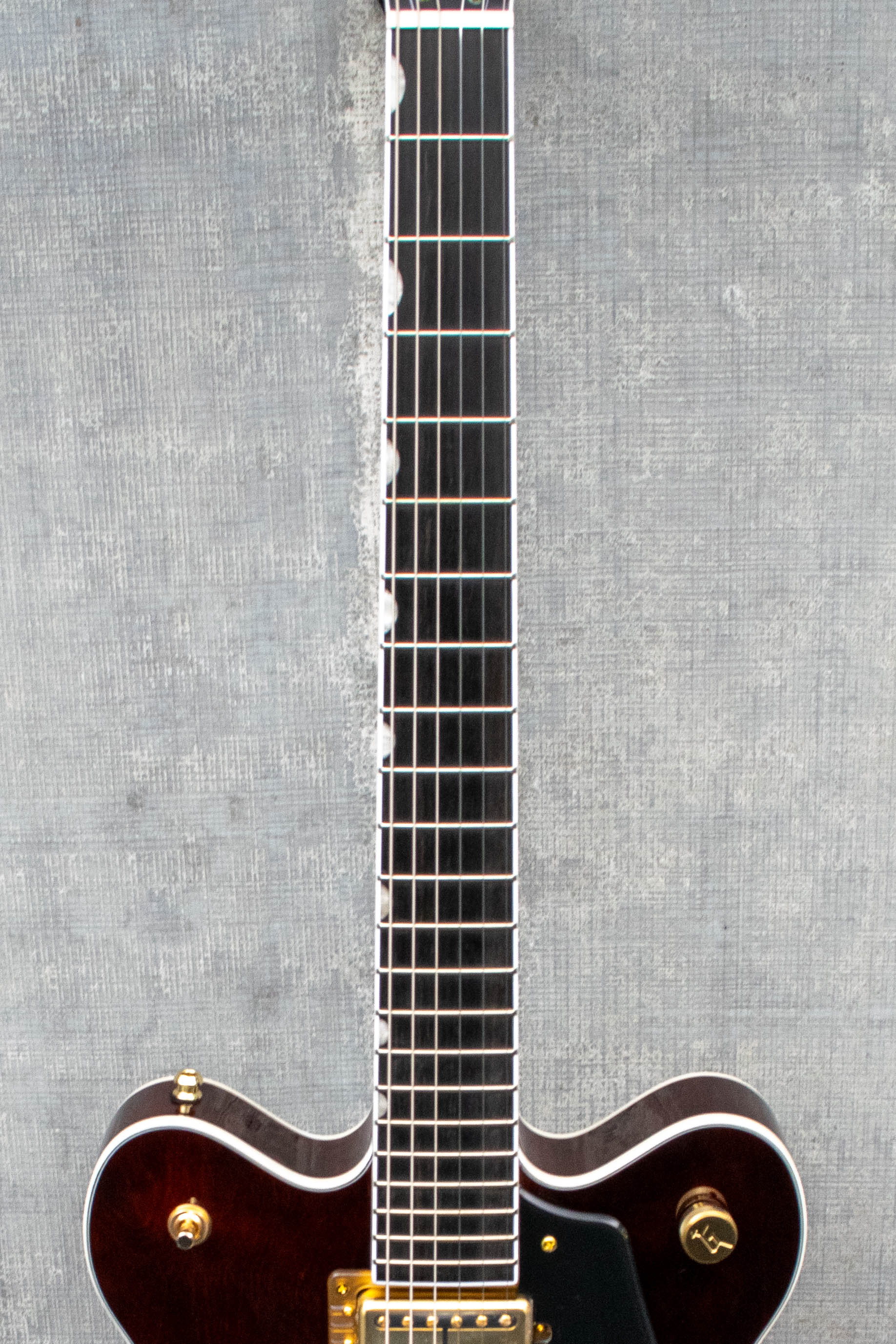 Gretsch  Limited Edition Abbey Road Studiomatic™ Hollow Body with Bigsby® and Gold Hardware, Ebony Fingerboard, Classic Walnut Stain