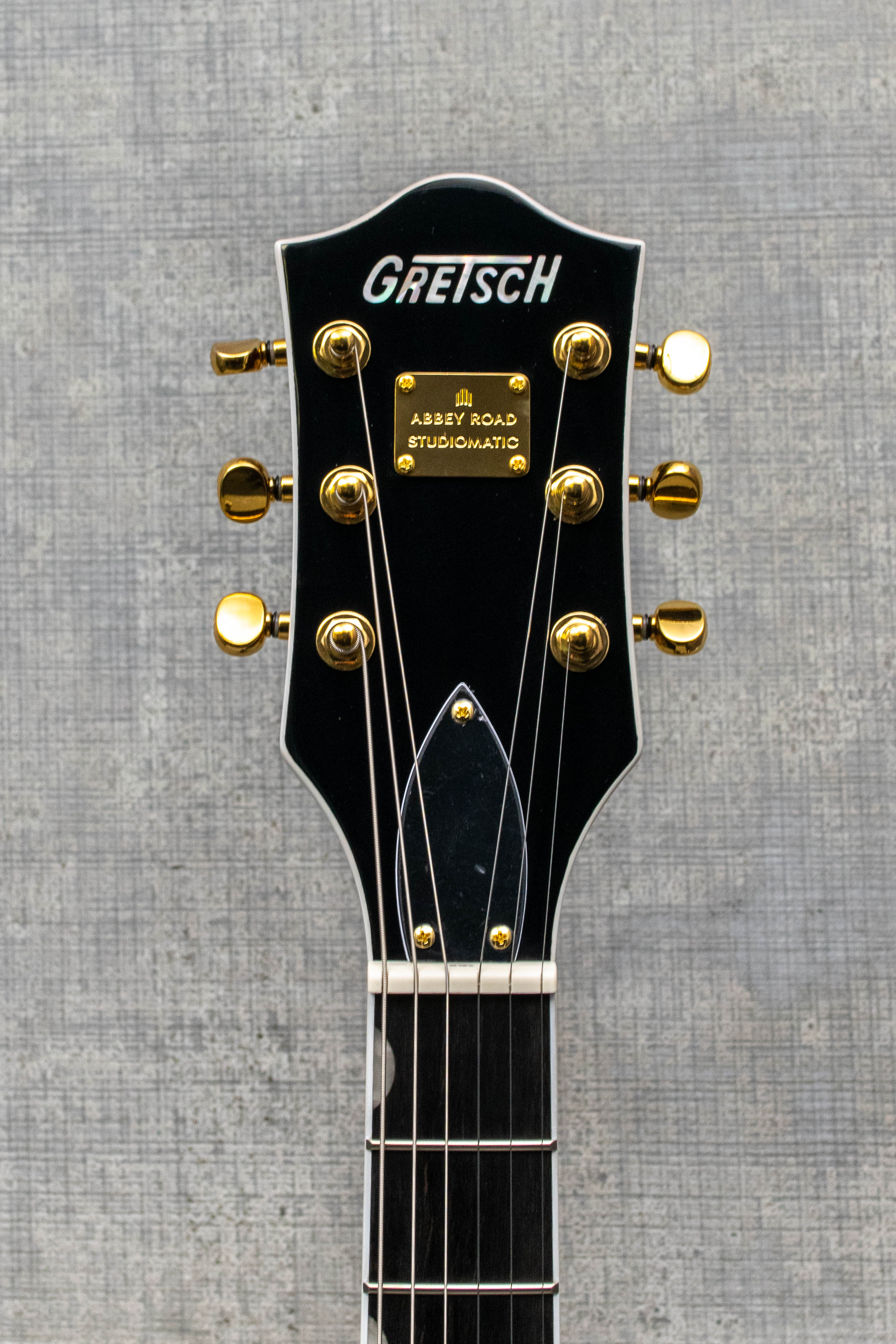 Gretsch  Limited Edition Abbey Road Studiomatic™ Hollow Body with Bigsby® and Gold Hardware, Ebony Fingerboard, Classic Walnut Stain