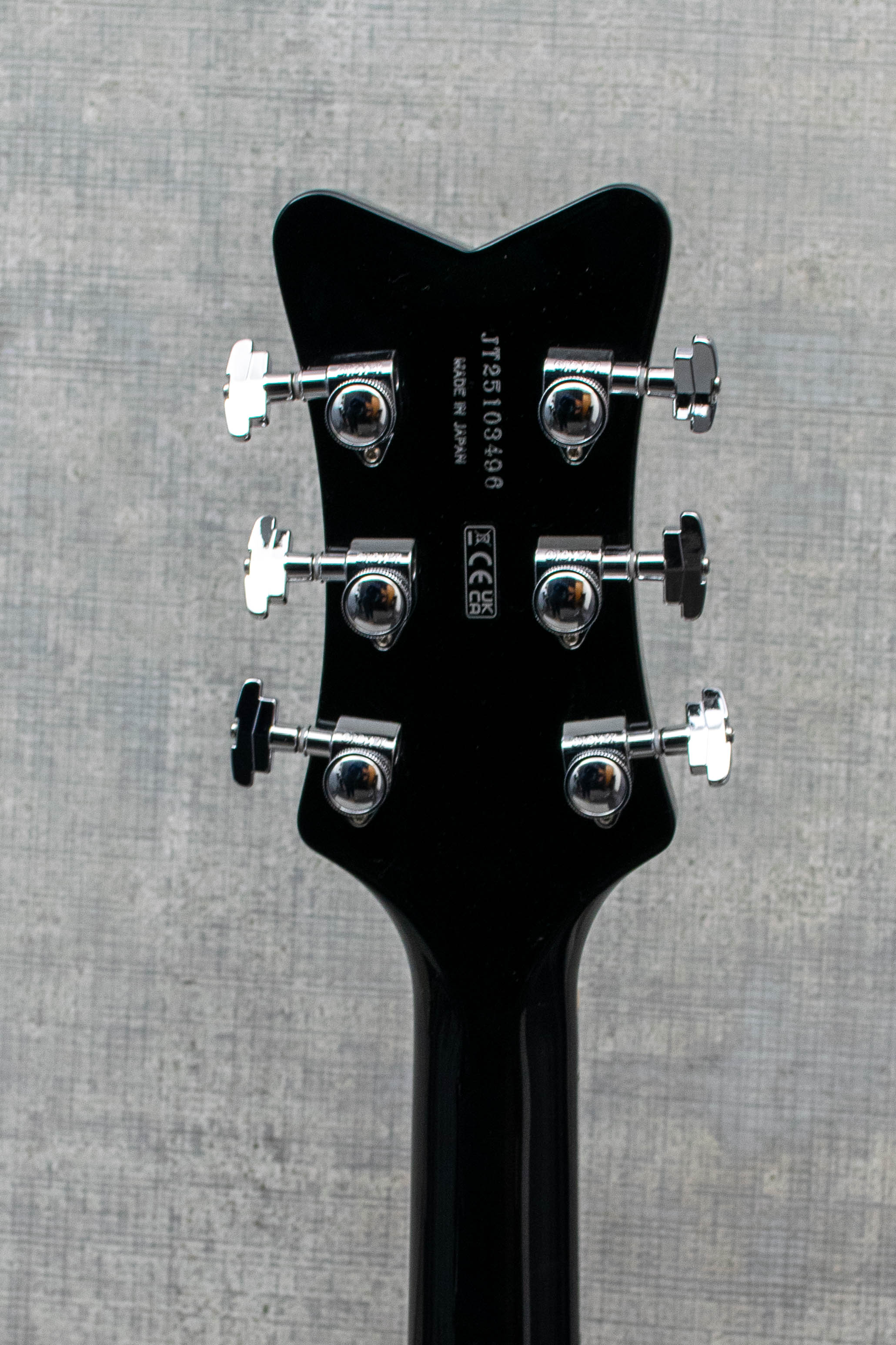 Gretsch Falcon Hollow Body with String-Thru Bigsby and Chrome Hardware Ebony Fingerboard Black