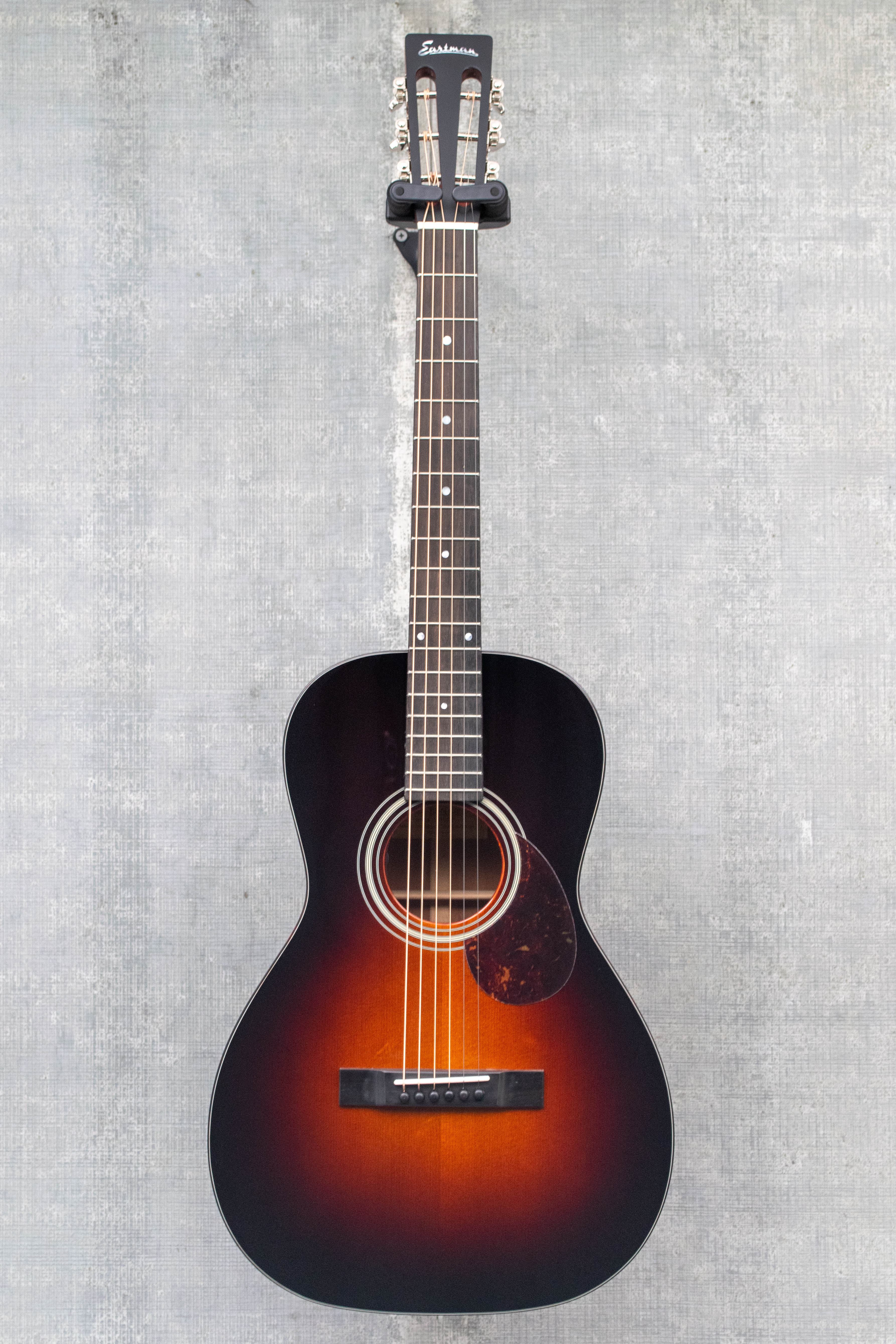 Eastman E1P Deluxe - Sunburst (SN26)