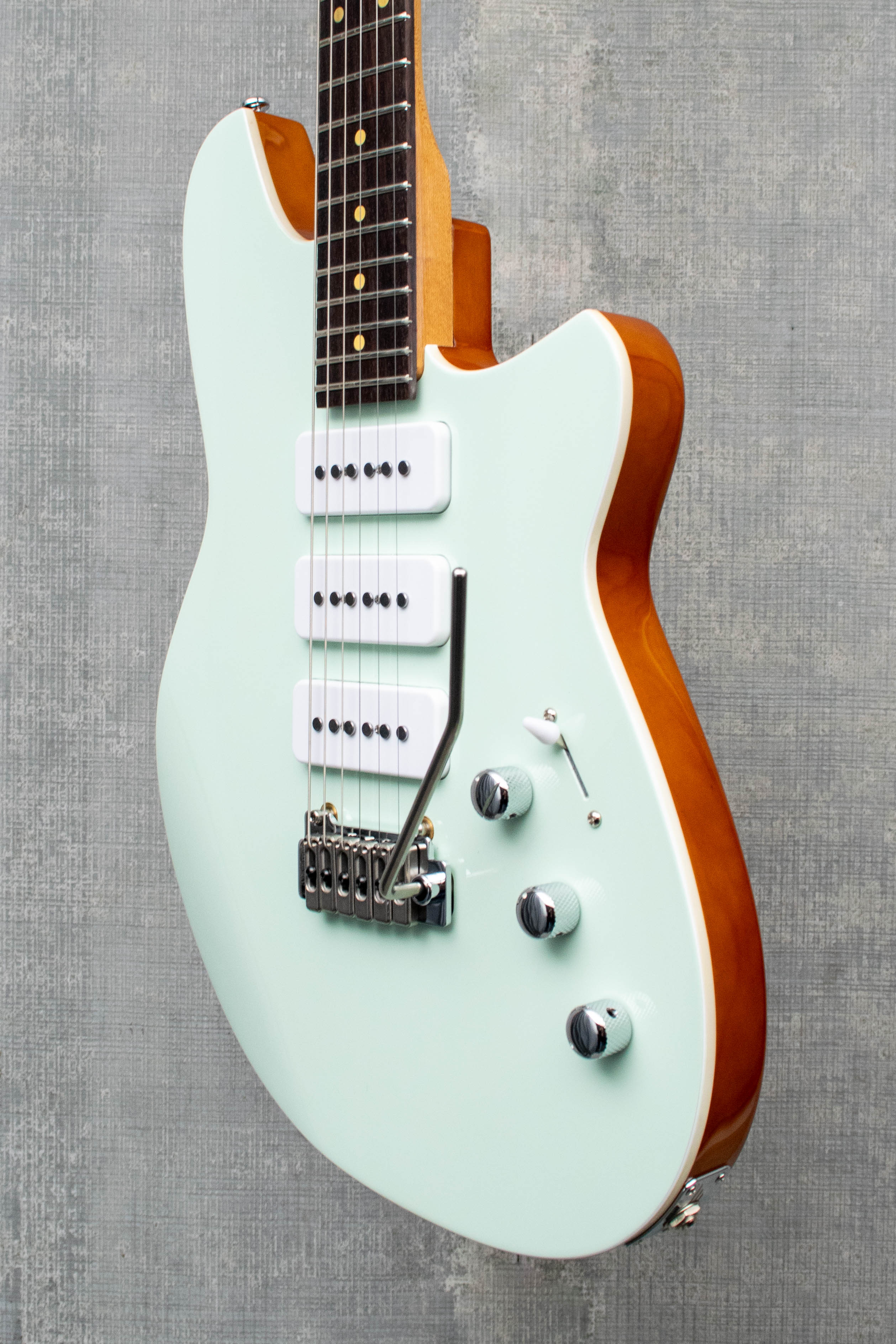 Reverend Kingbolt 390 Iconic Blue B-Stock