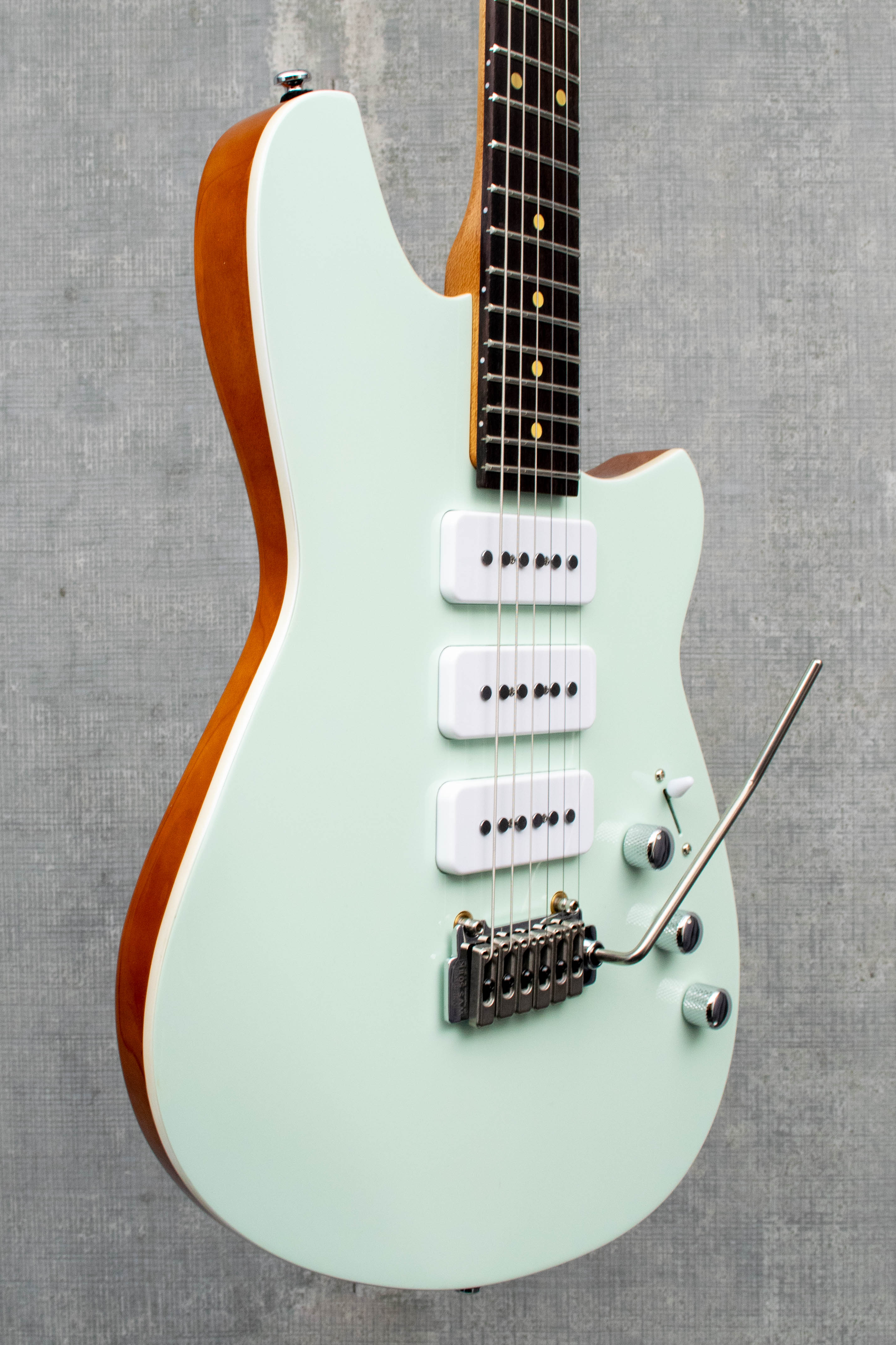 Reverend Kingbolt 390 Iconic Blue B-Stock