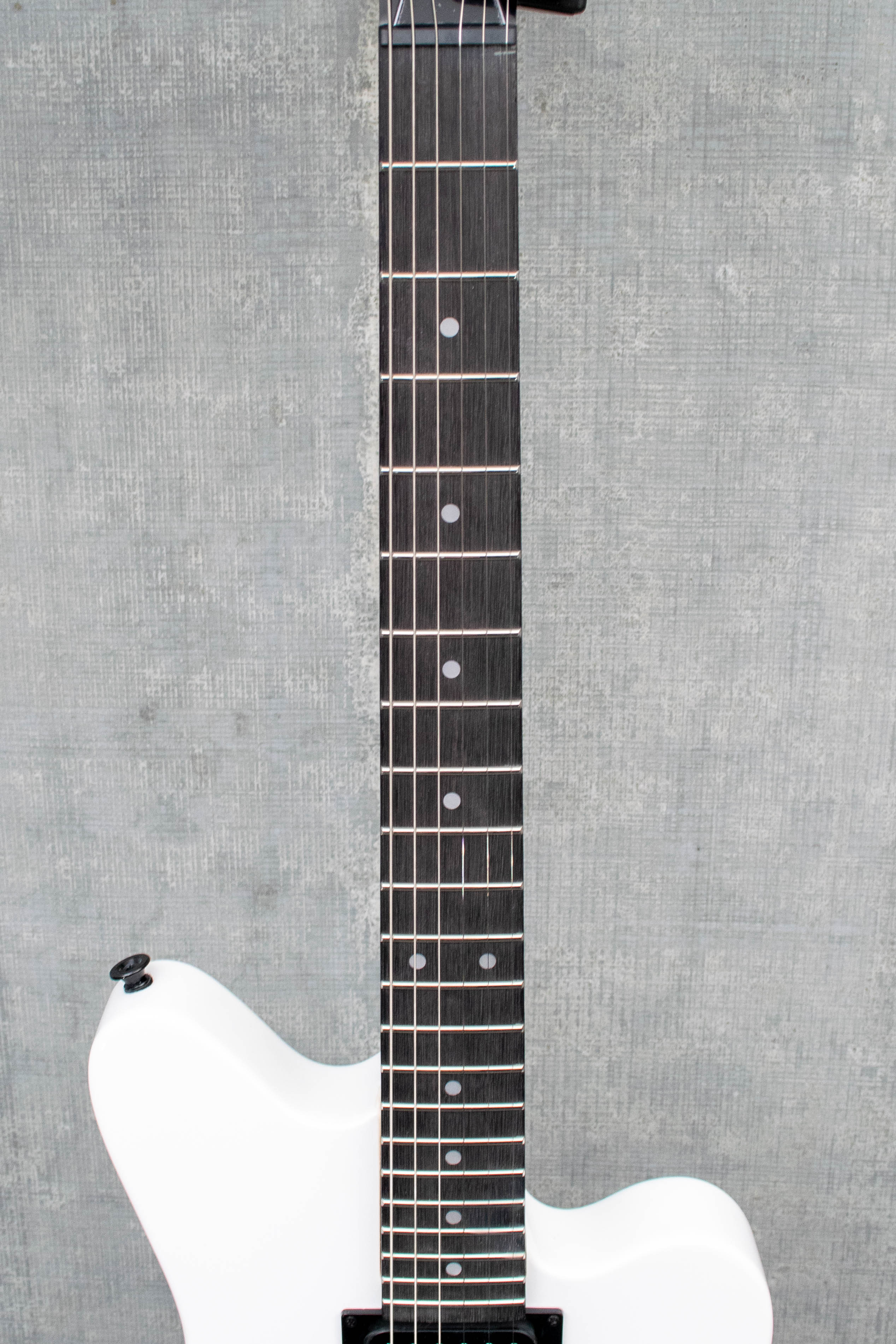 Jackson JS Series Surfcaster JS22 HT Snow White Guitar