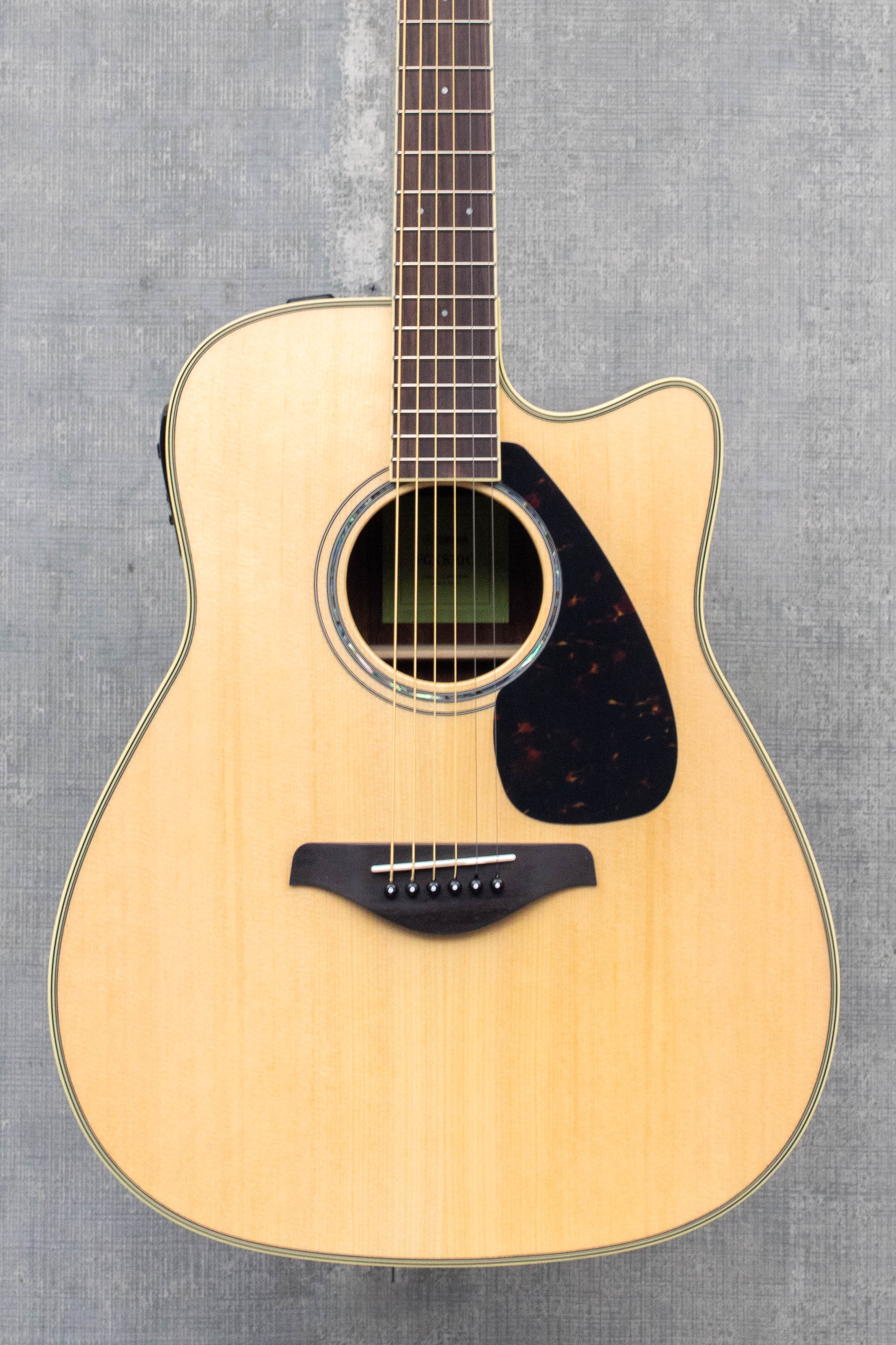 Yamaha FGX830C Acoustic Guitar