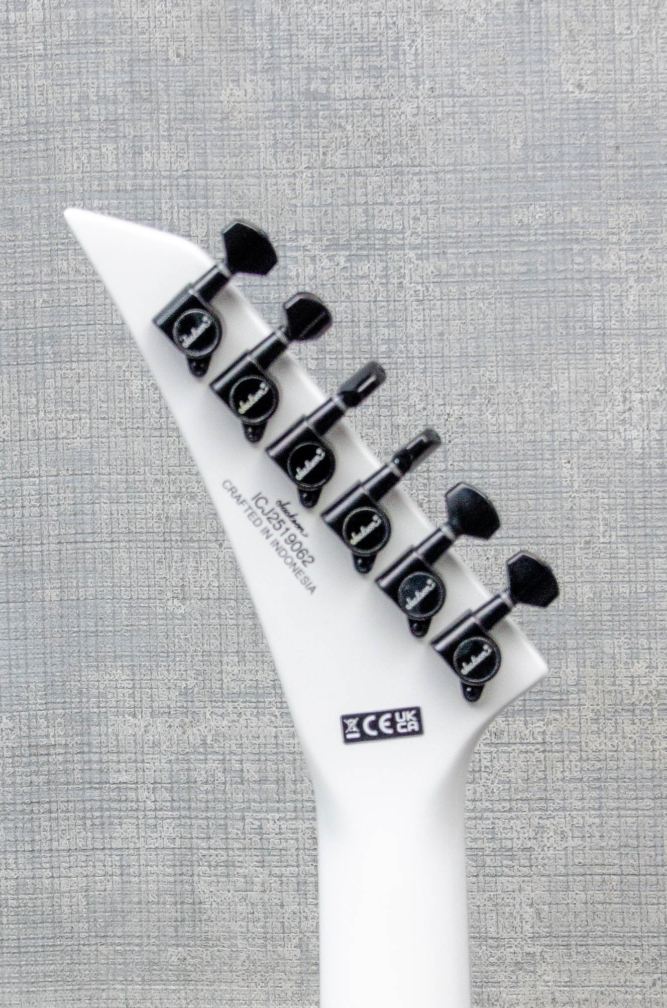 Jackson  X Series Soloist™ SLX DX HT, Laurel Fingerboard, Snow White