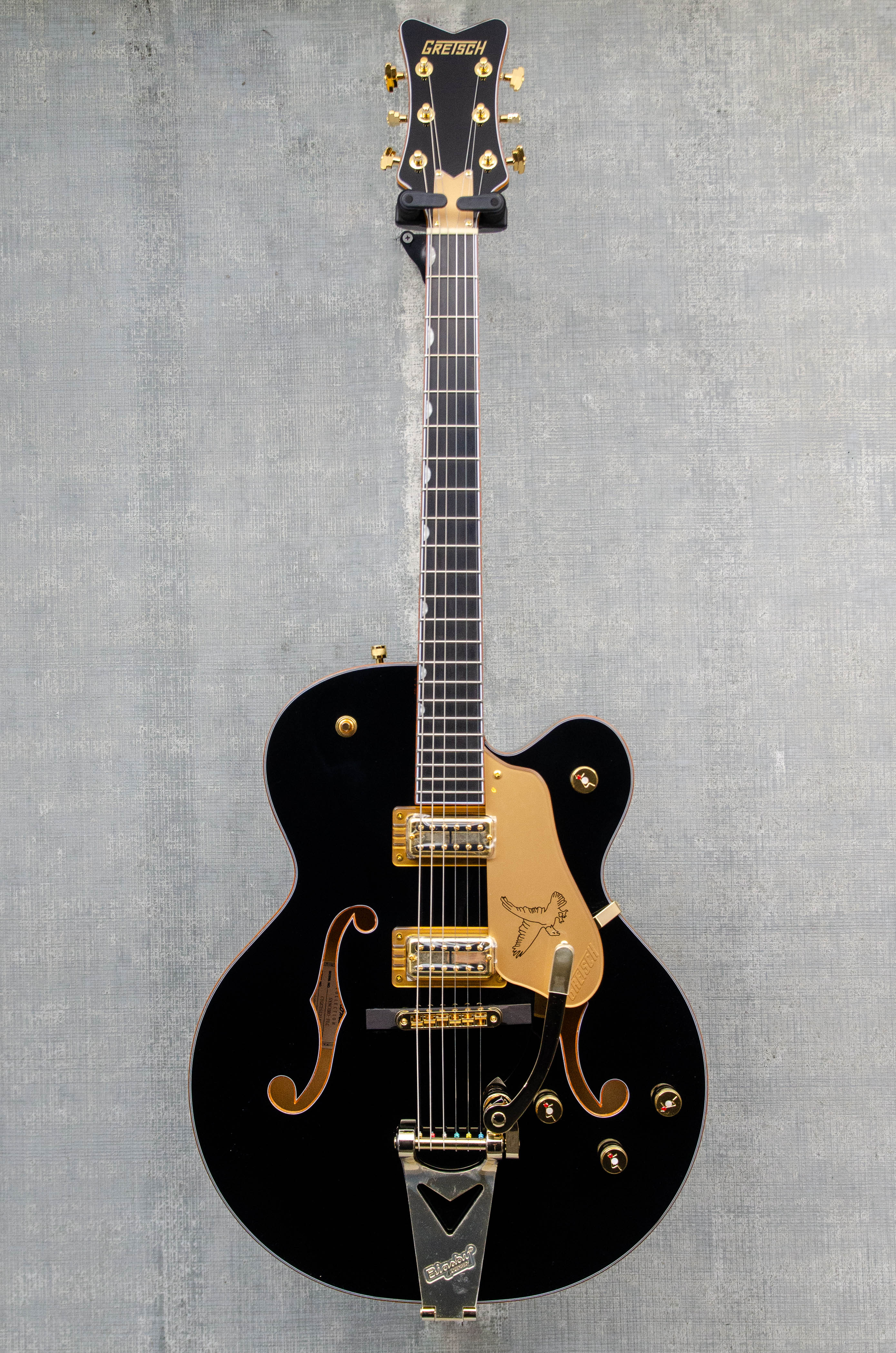 Gretsch Synchromatic Falcon Hollow Body Single-Cut w/ Bigsby Ebony Fingerboard Black