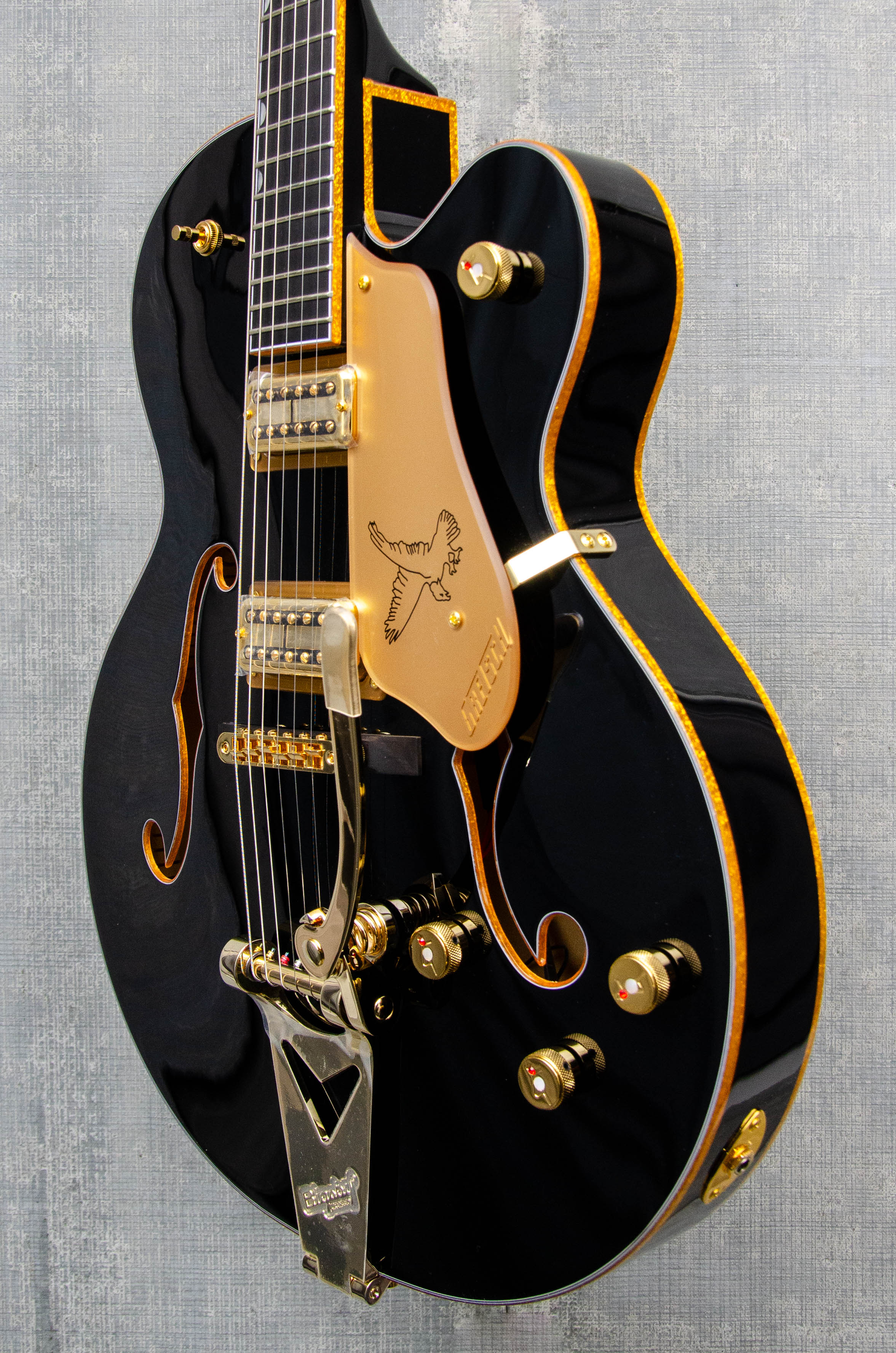 Gretsch Synchromatic Falcon Hollow Body Single-Cut w/ Bigsby Ebony Fingerboard Black