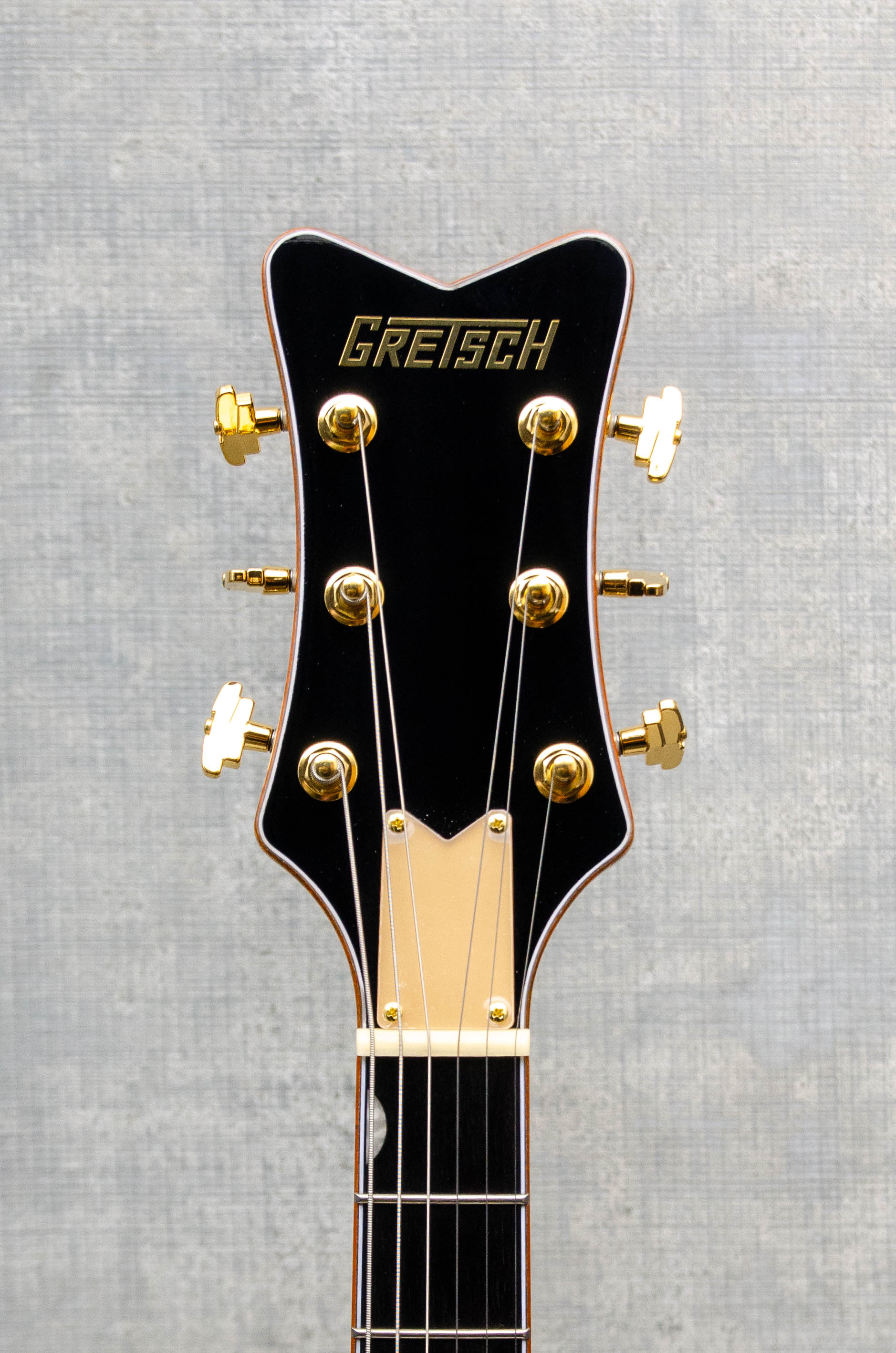 Gretsch Synchromatic Falcon Hollow Body Single-Cut w/ Bigsby Ebony Fingerboard Black