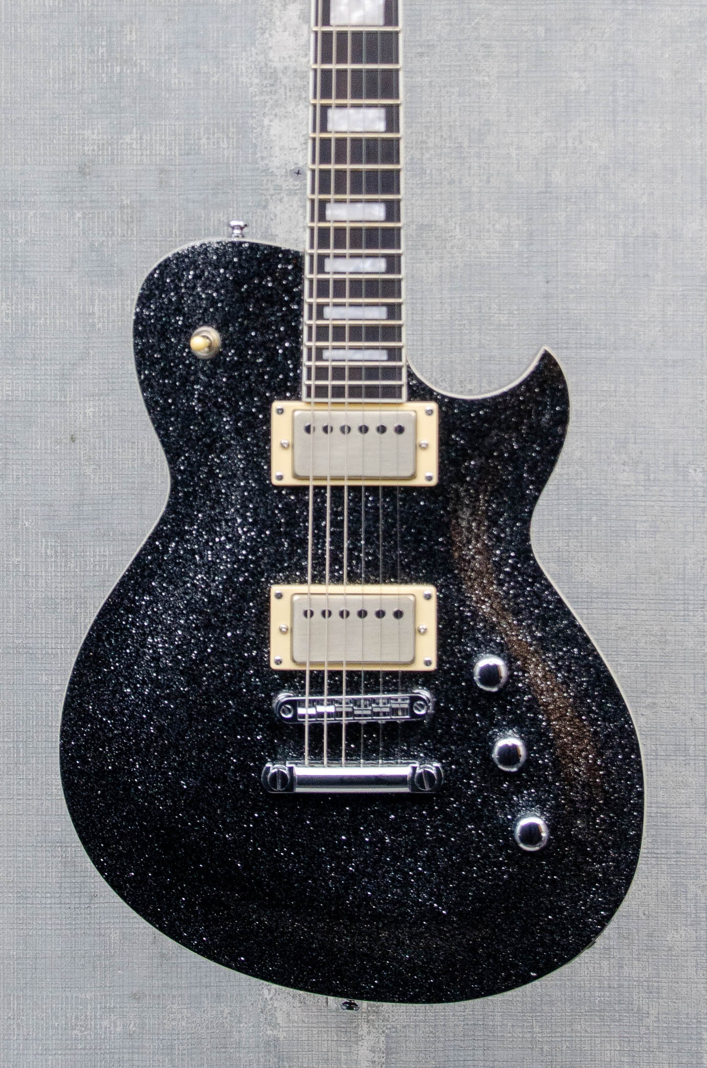 Reverend Roundhouse HH Black Sparkle