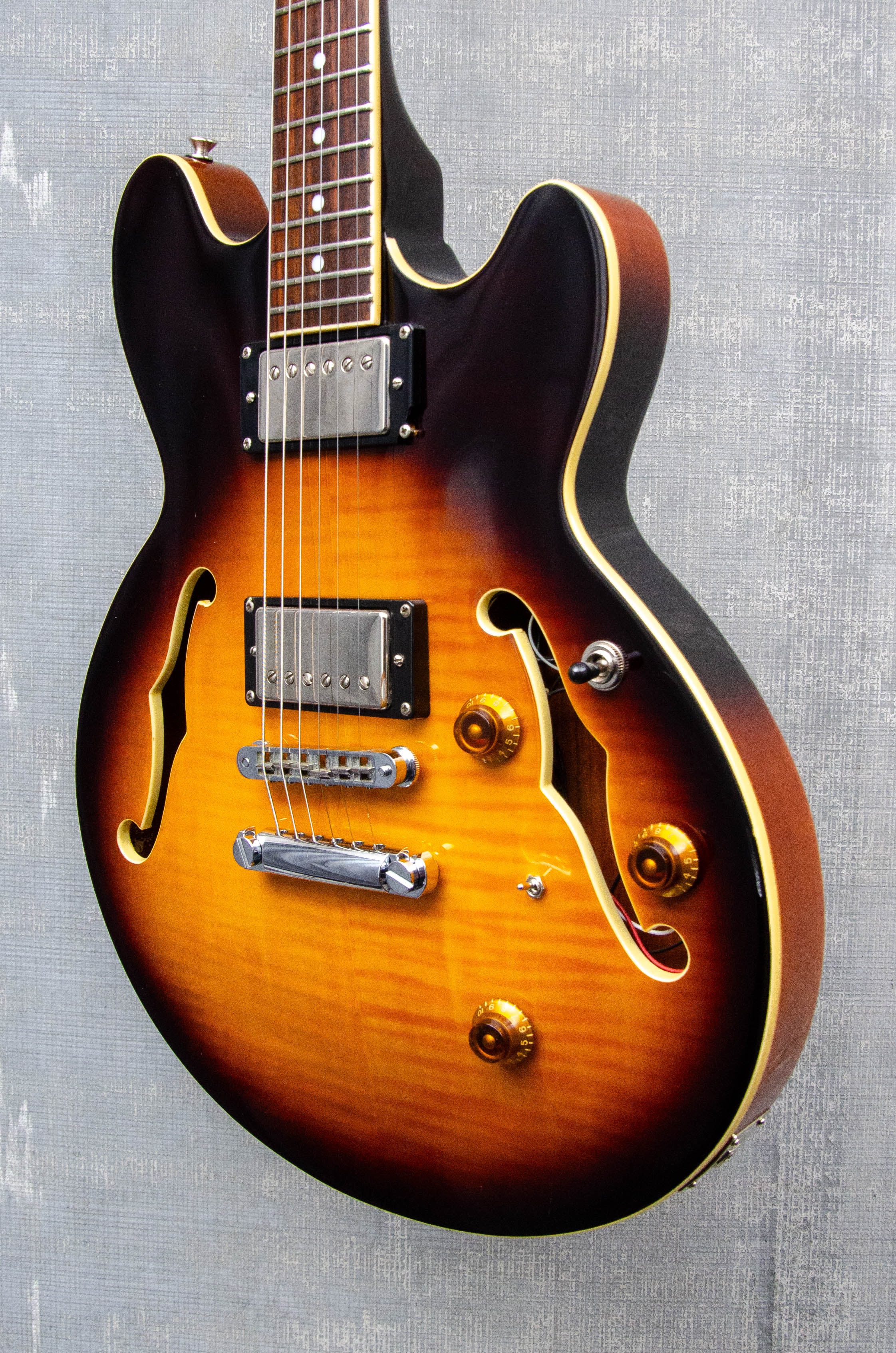Used Vintage ( John Hornby Skewes) AV3 Semi-Hollow Electric - Sunburst