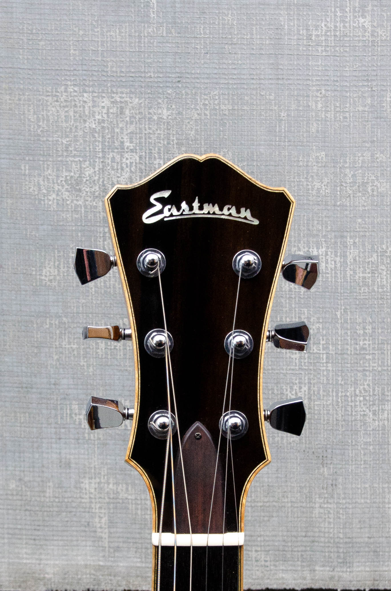Used Eastman T184MX-BD Blonde