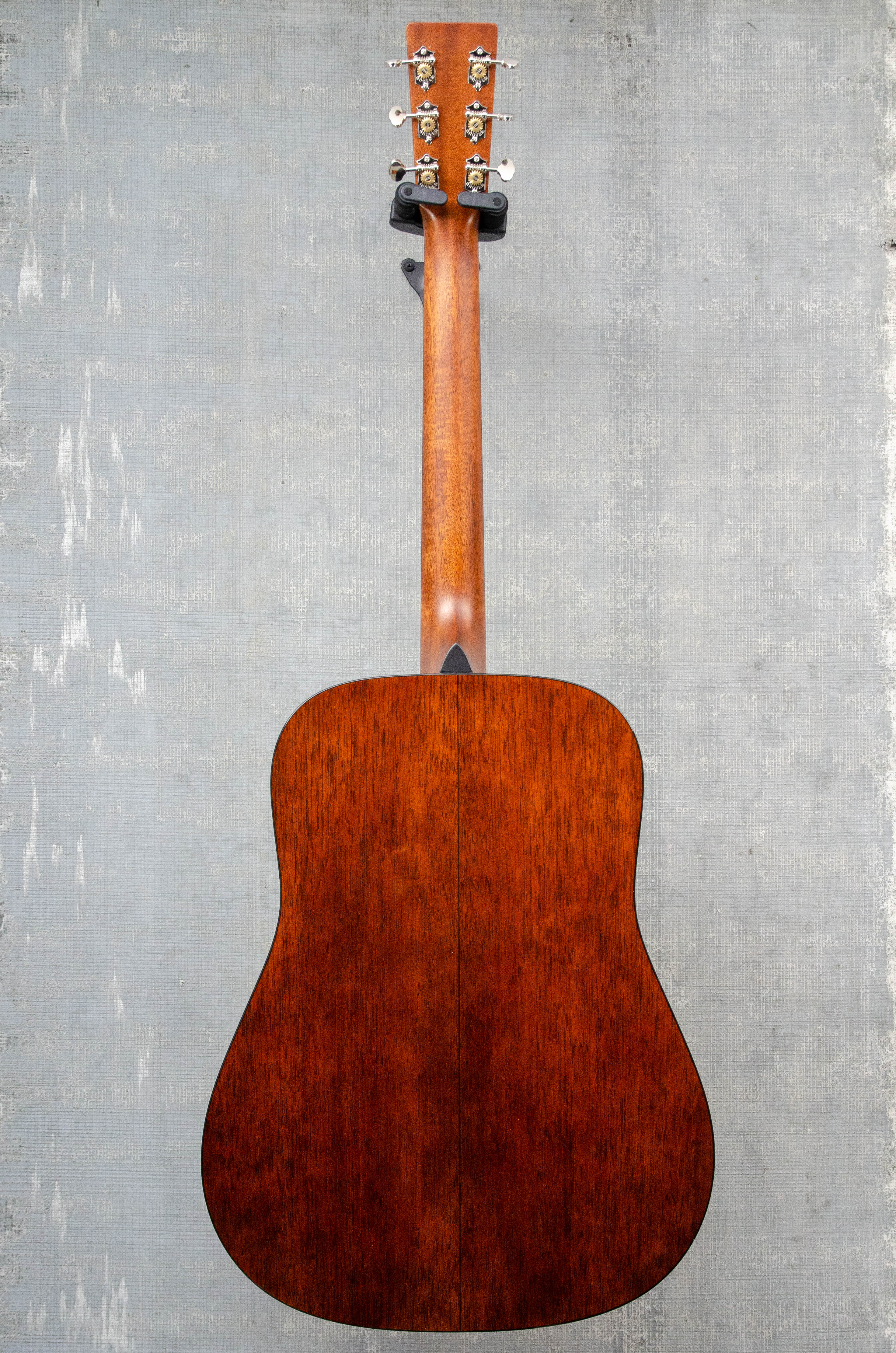 Martin D-18 Standard Series Acoustic (sn621)