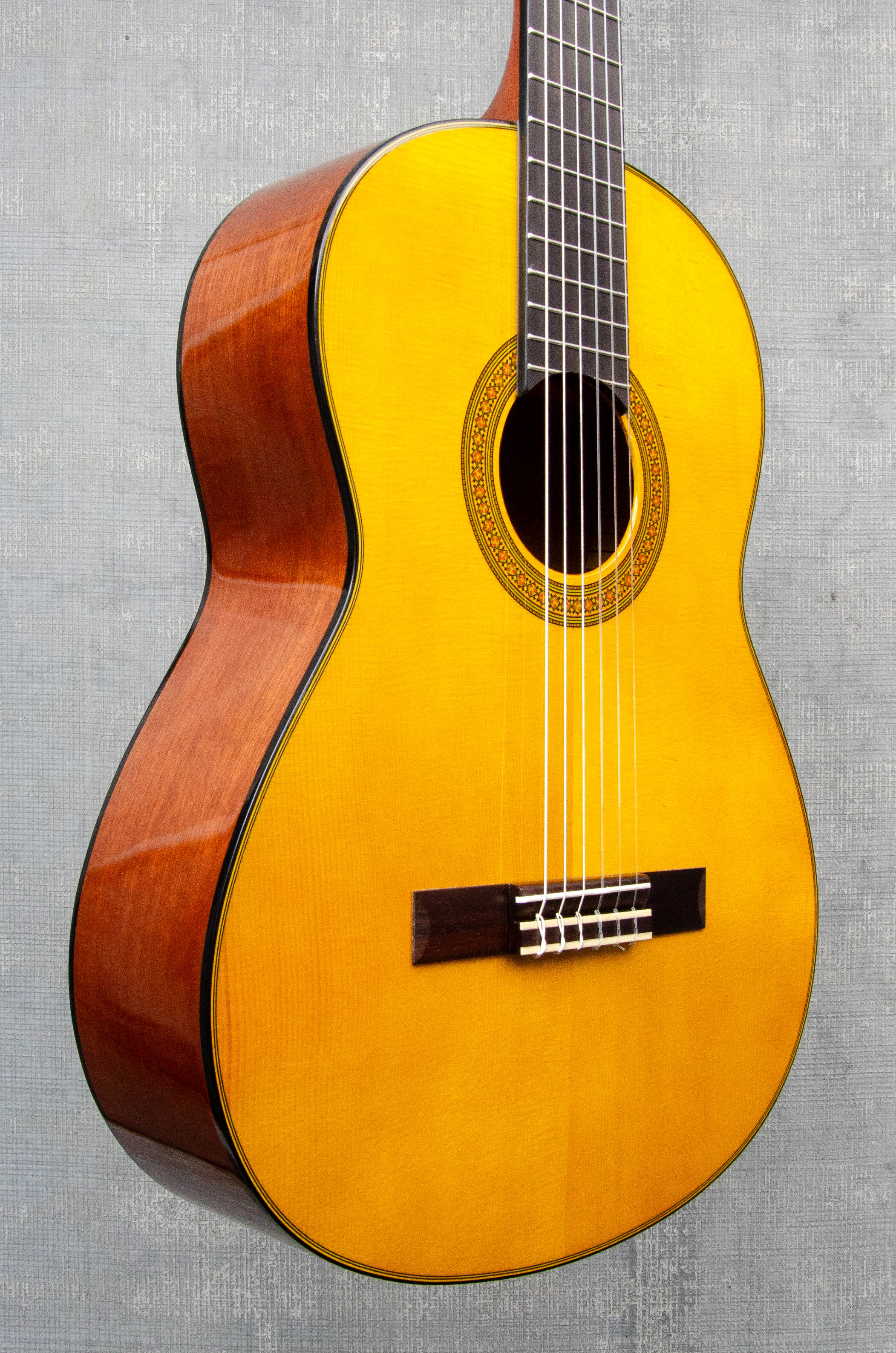 Yamaha CG142SH Classical Guitar