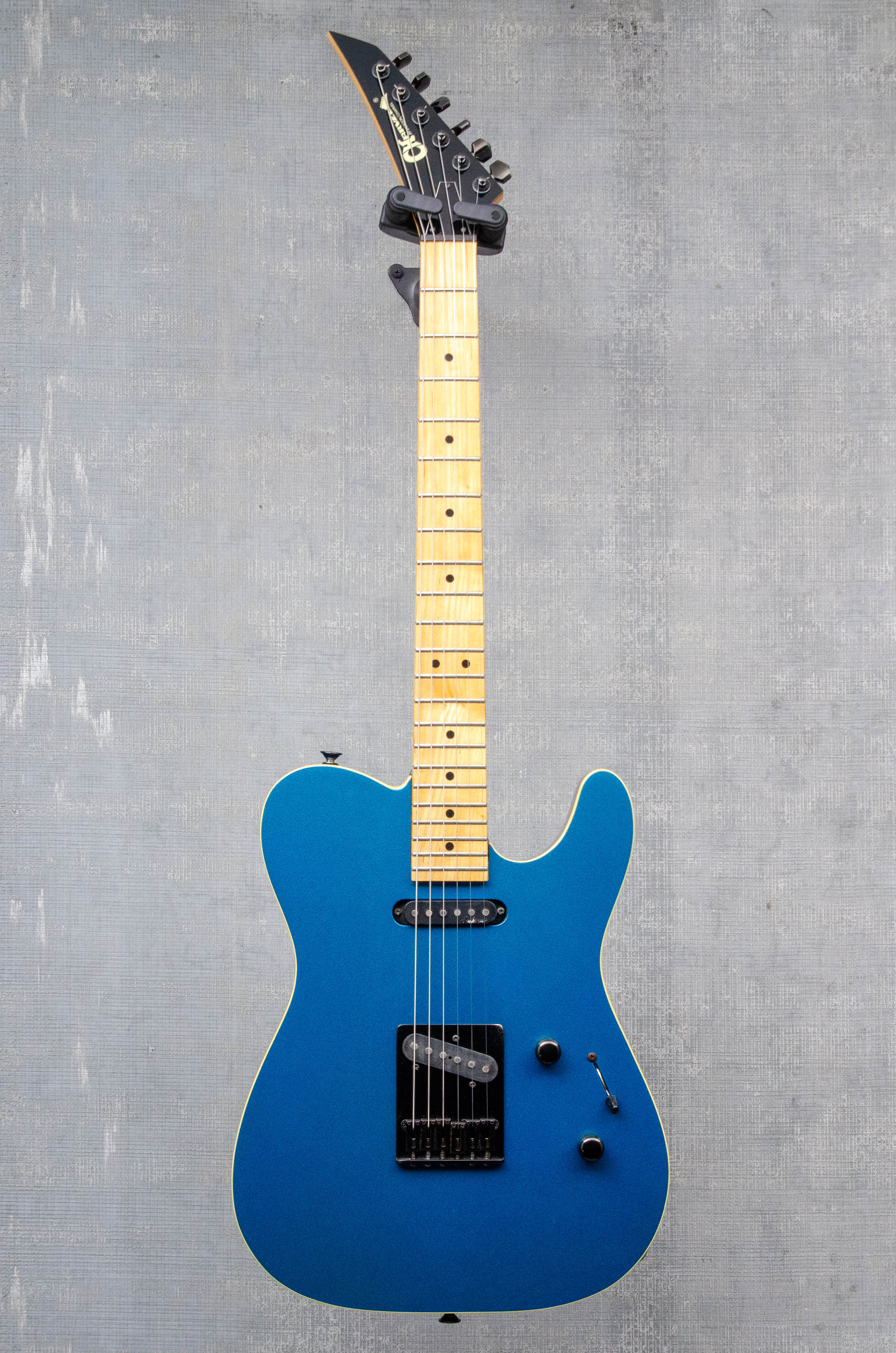 Used Charvel Model 7 (1988-89) (MIJ) - Electric Blue