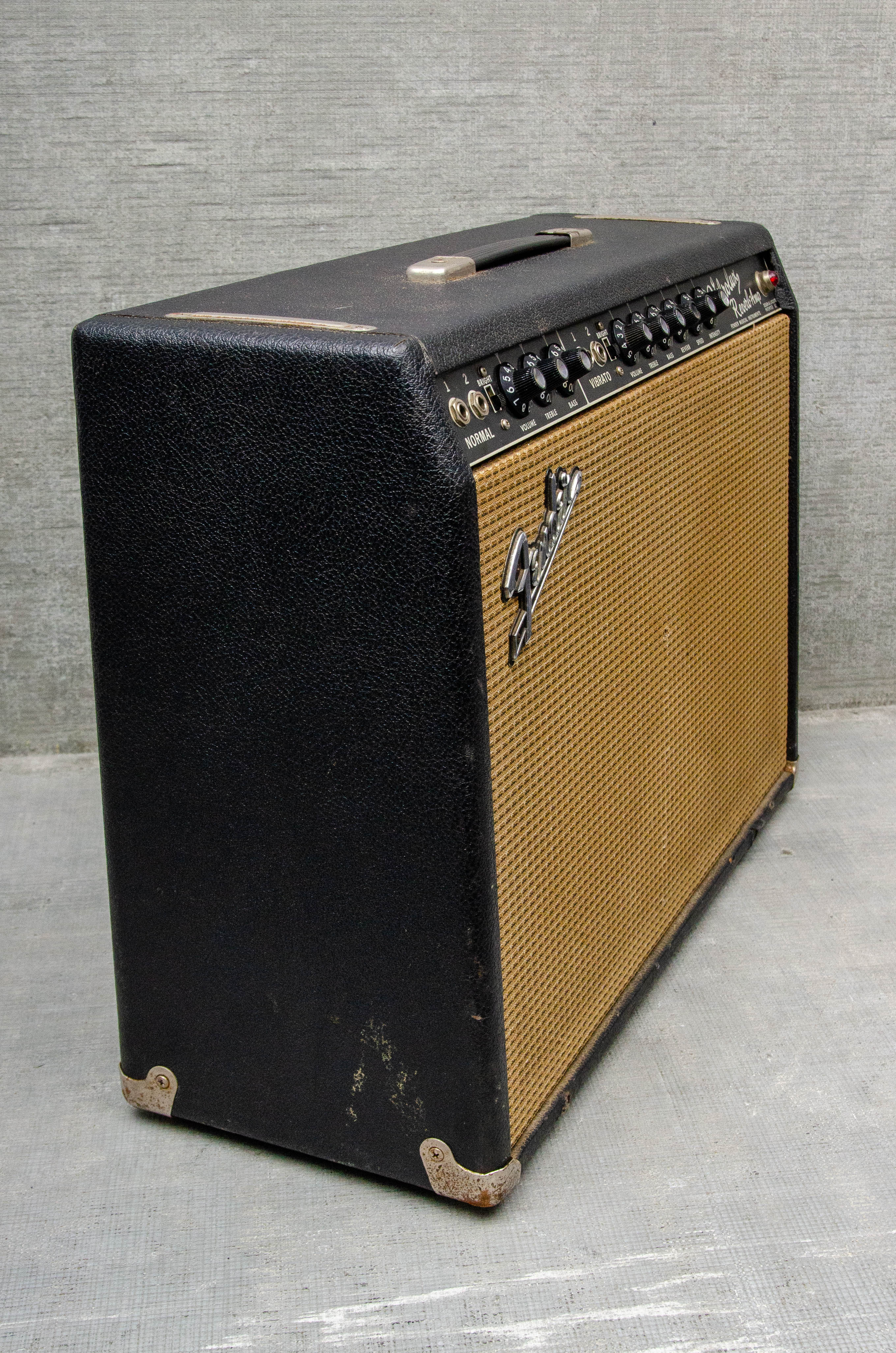 Used Fender Vibrolux Reverb 2x10 Combo (1967) (AA964)