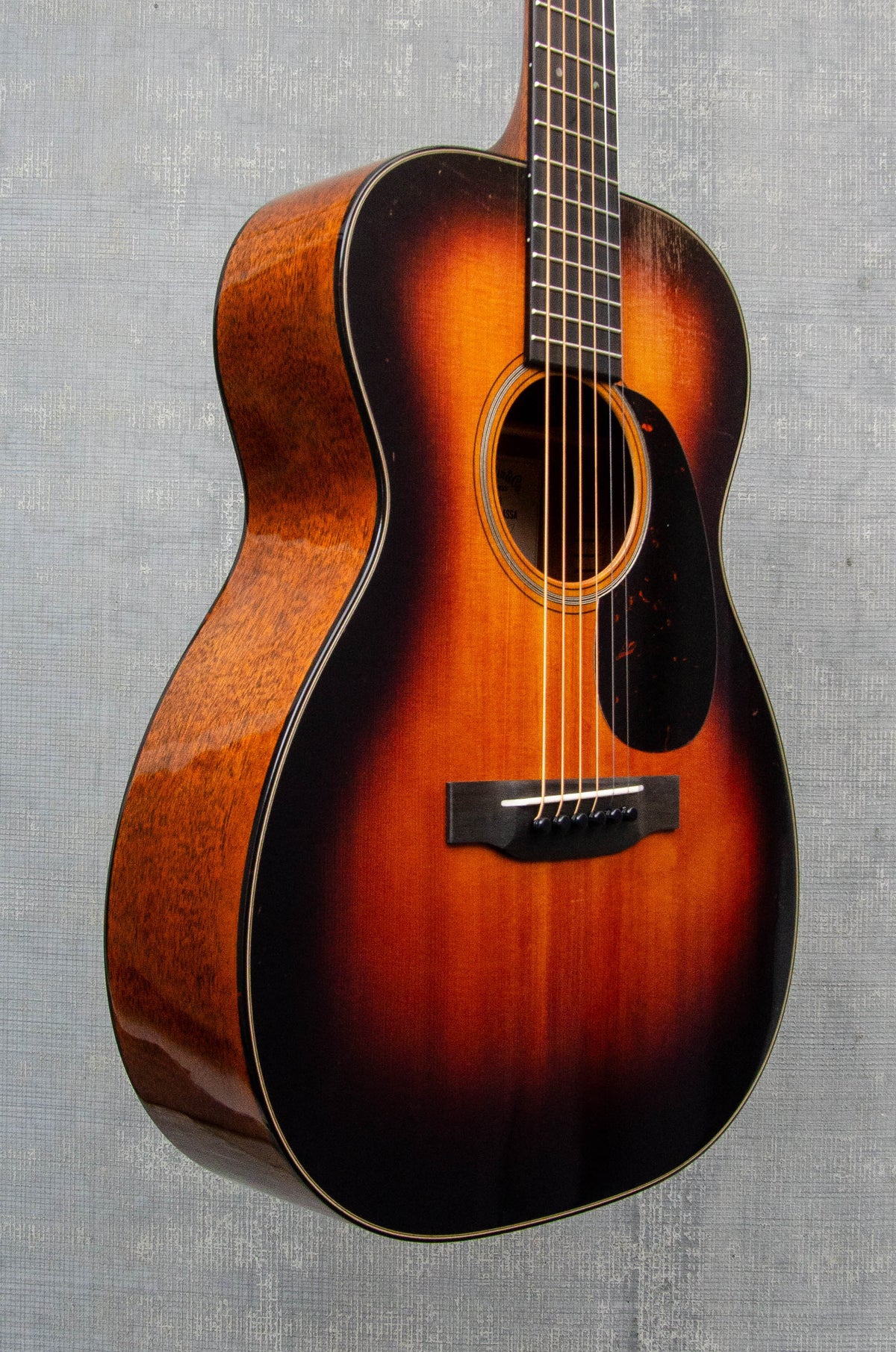 Martin 00-18 Joe Bonamassa Signature 00-14 Fret Acoustic
