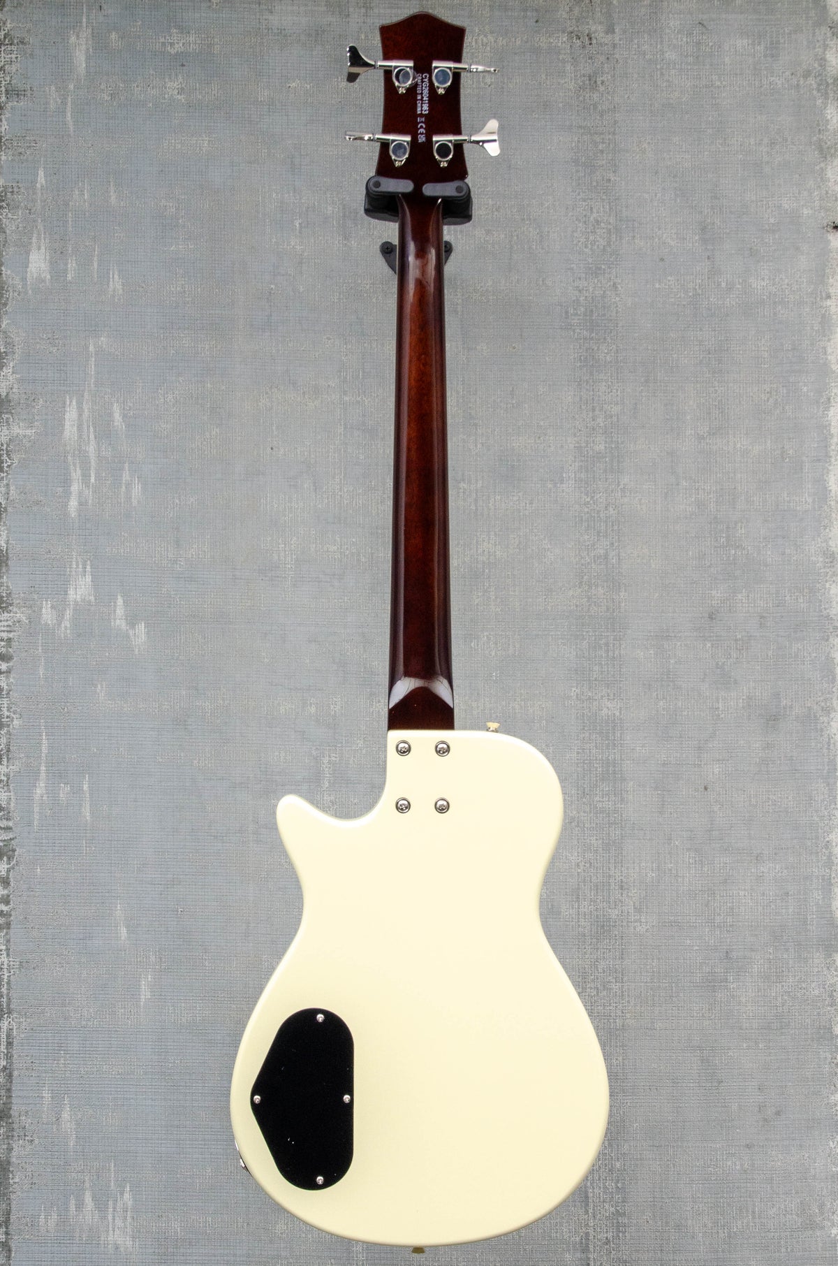 Gretsch  Streamliner™ Jet™ Club Bass Single-Cut, Laurel Fingerboard, Vintage White