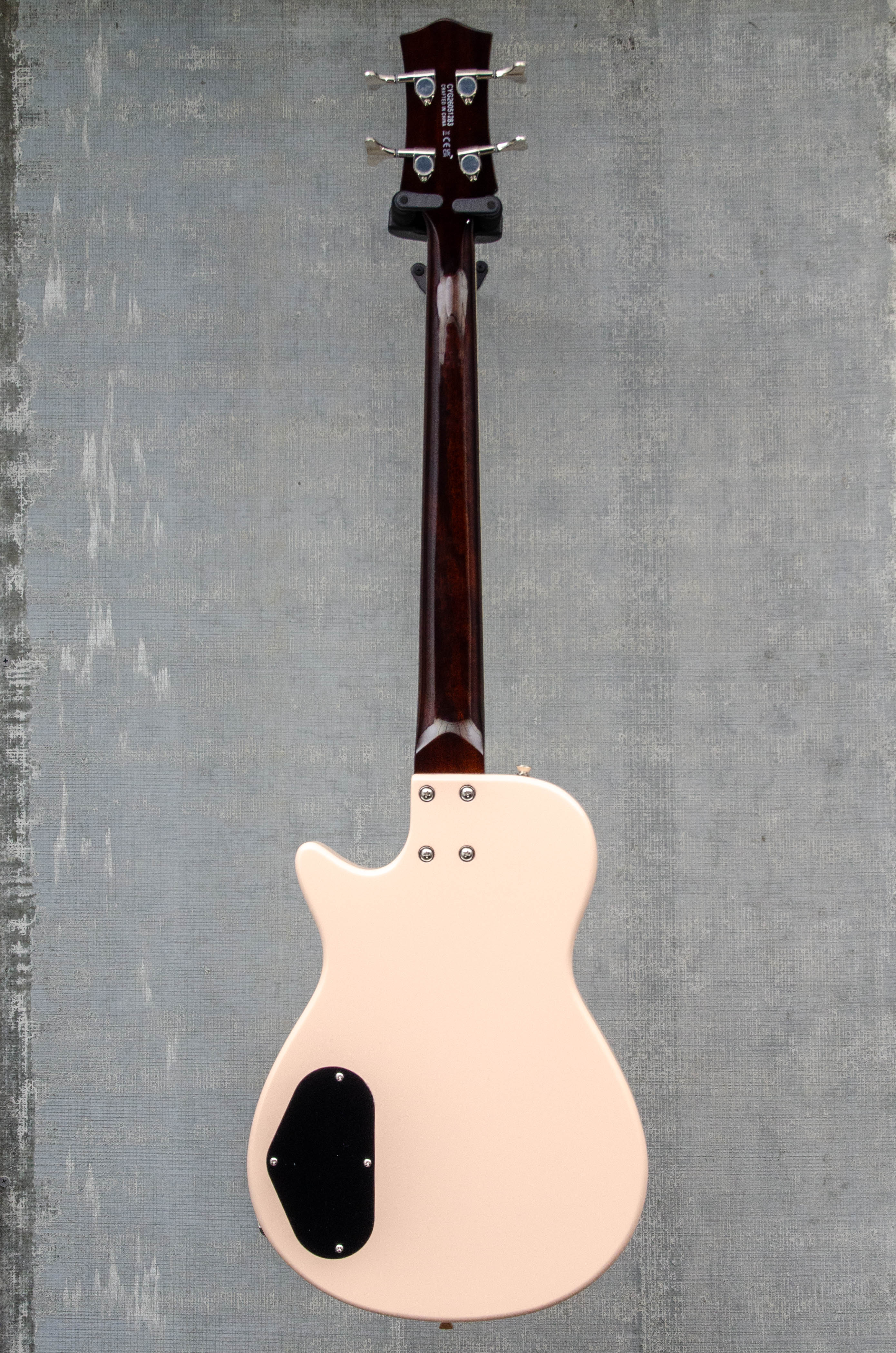 Gretsch Streamliner™ Jet™ Club Bass Single-Cut, Laurel Fingerboard, Shell Pink (SN 283)