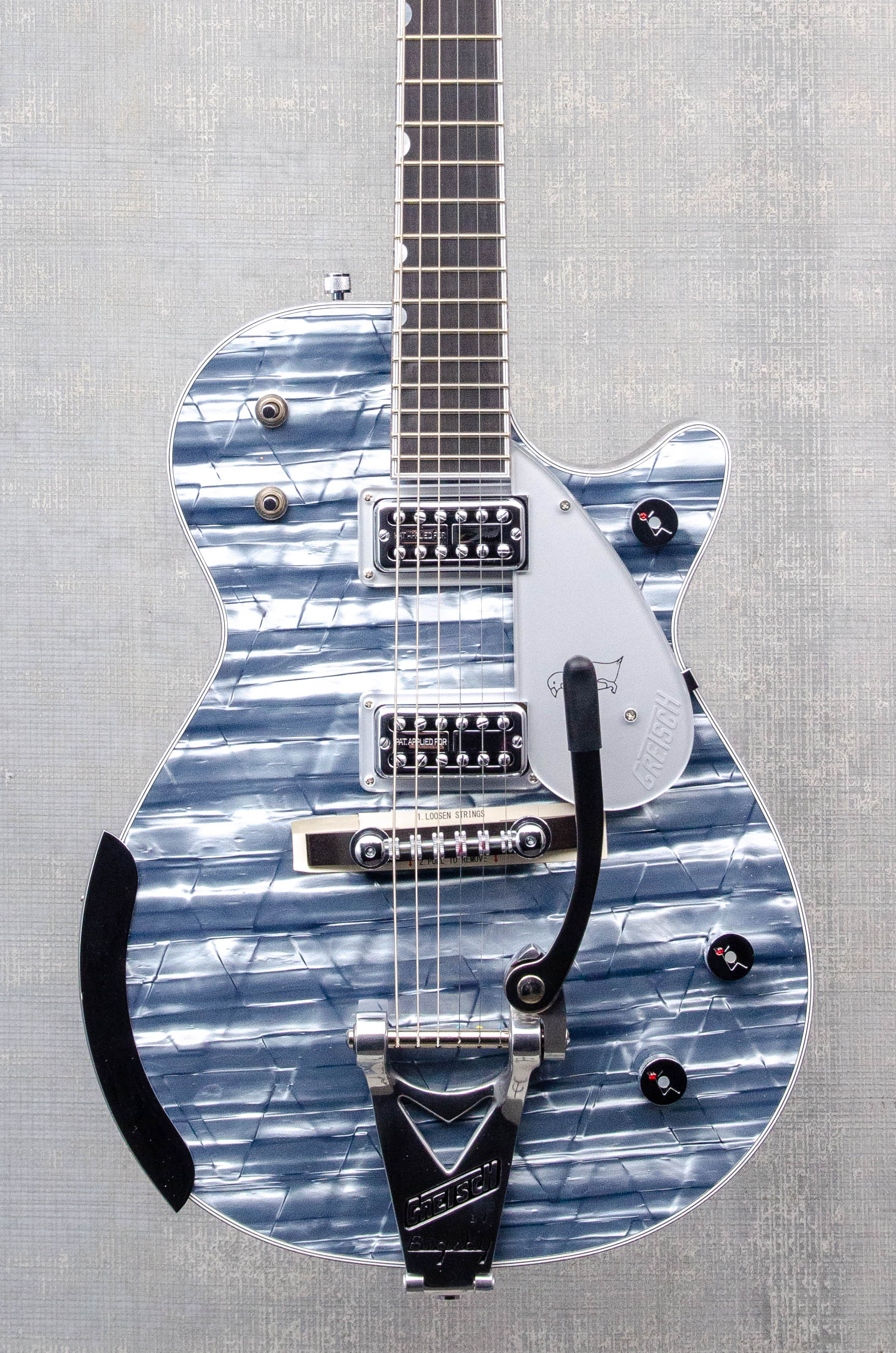 Gretsch  G6134T-58 Limited Edition Penguin with String-Thru Bigsby Light Blue Pearl