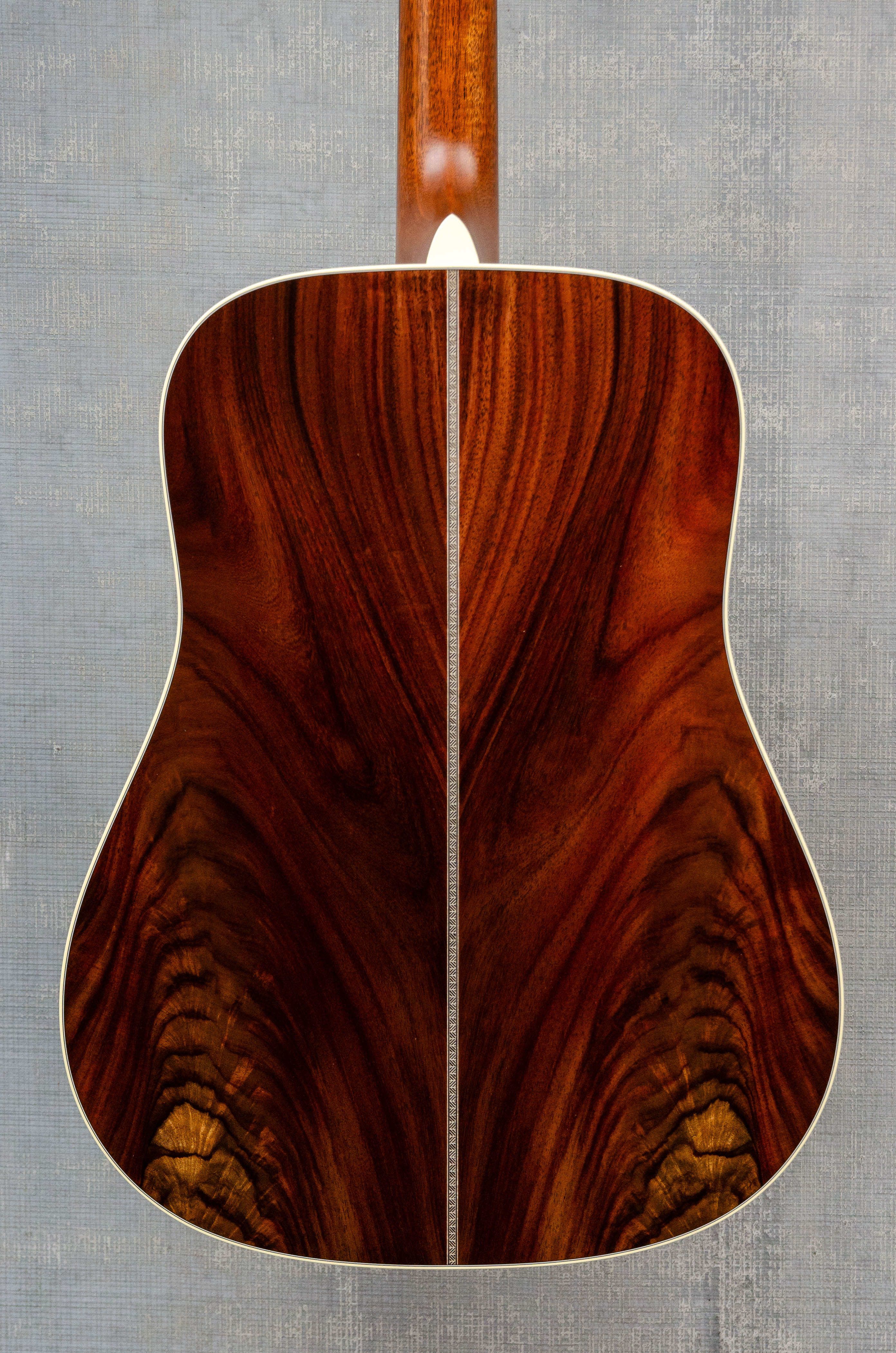 Martin Custom Shop HD-28 w/ Premium Wild Grain East Indian Rosewood