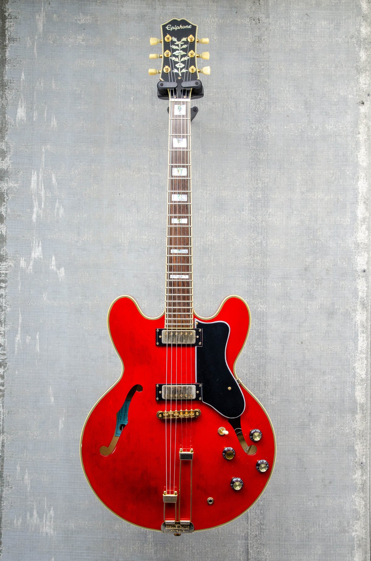 Used Epiphone '62 Sheraton Reissue (w/ Case)