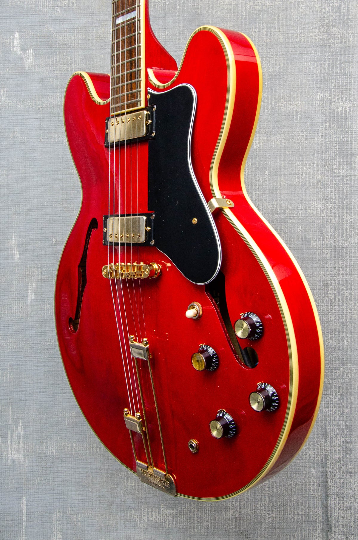 Used Epiphone '62 Sheraton Reissue (w/ Case)