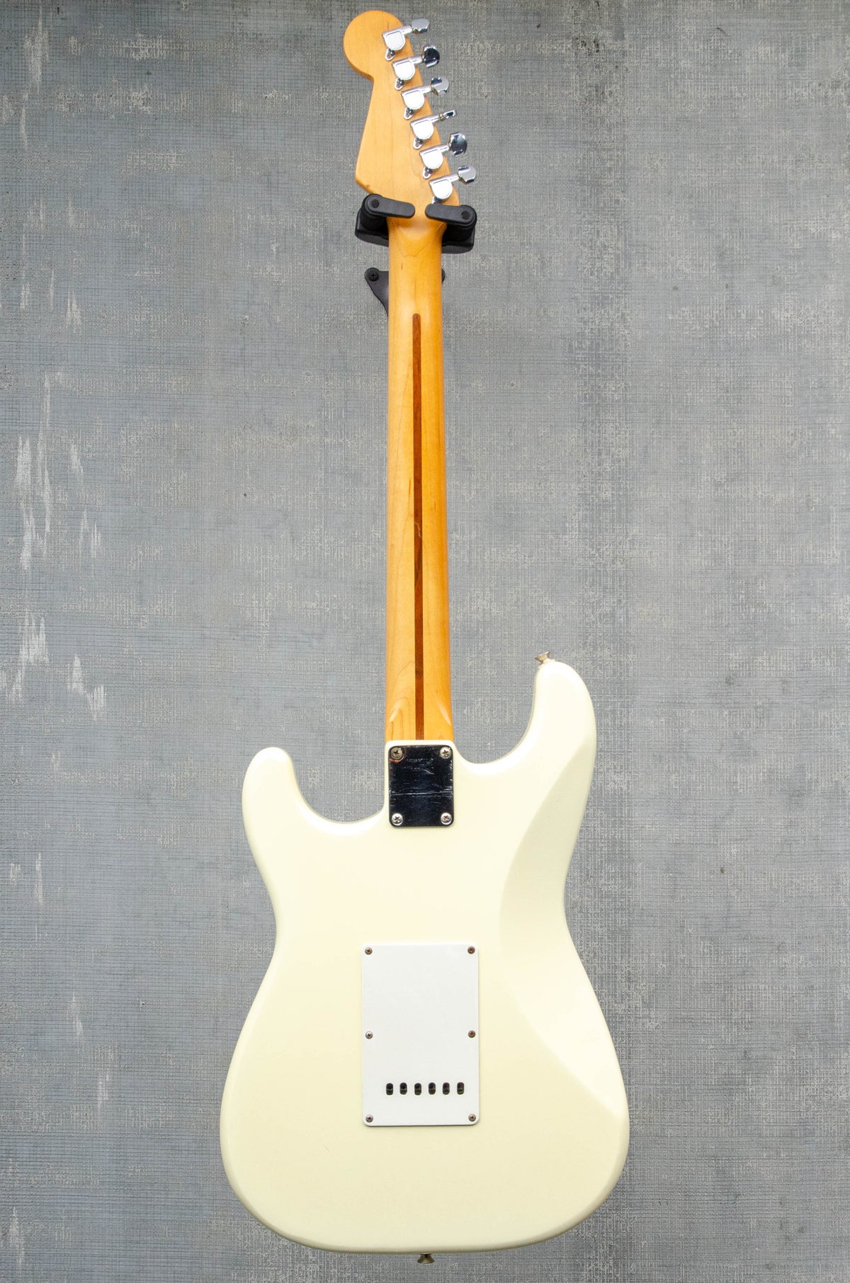 Used Fender Standard Stratocaster - Olympic White (MIM)