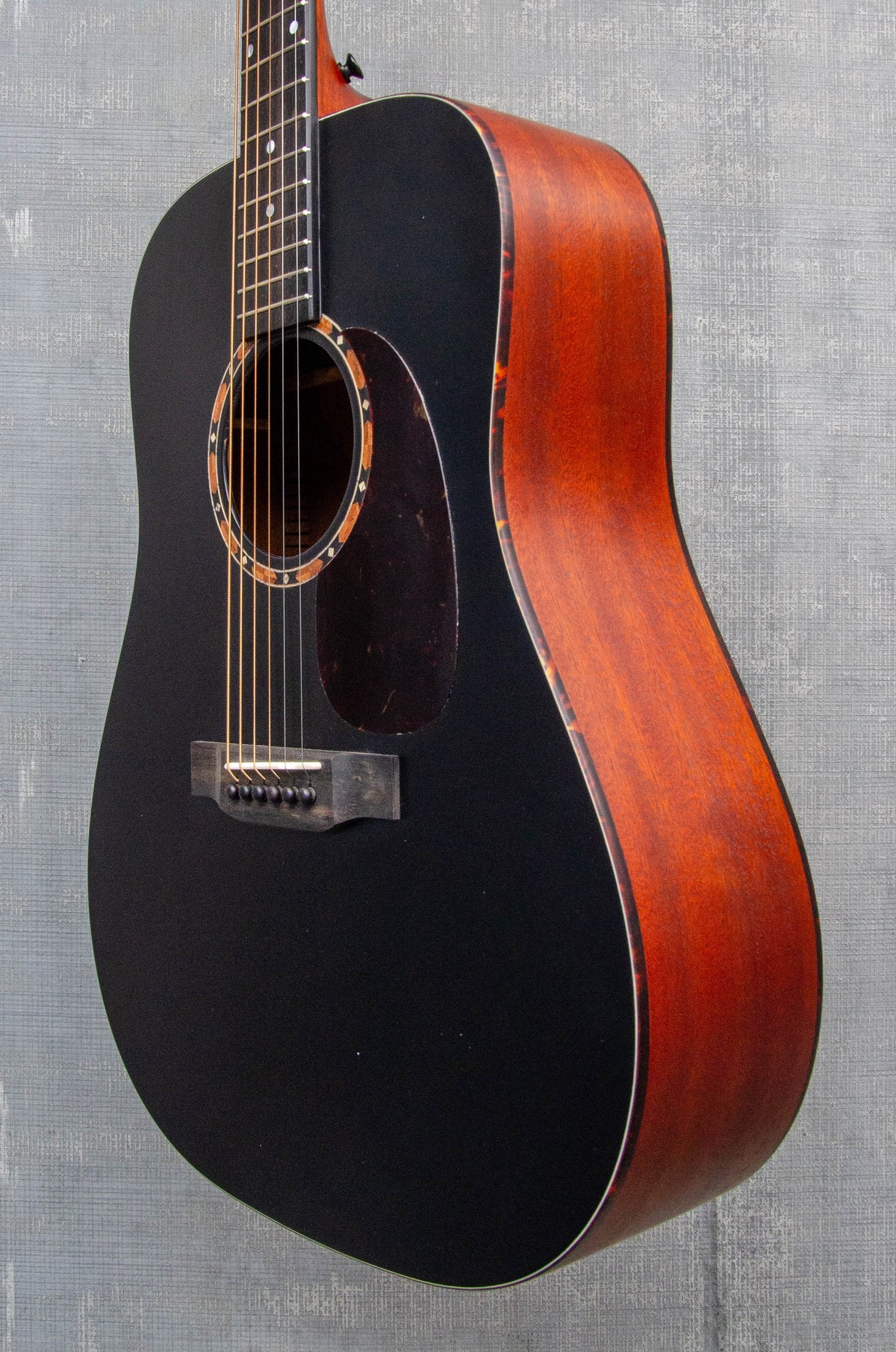 Used Eastman E2D-BK w/bag