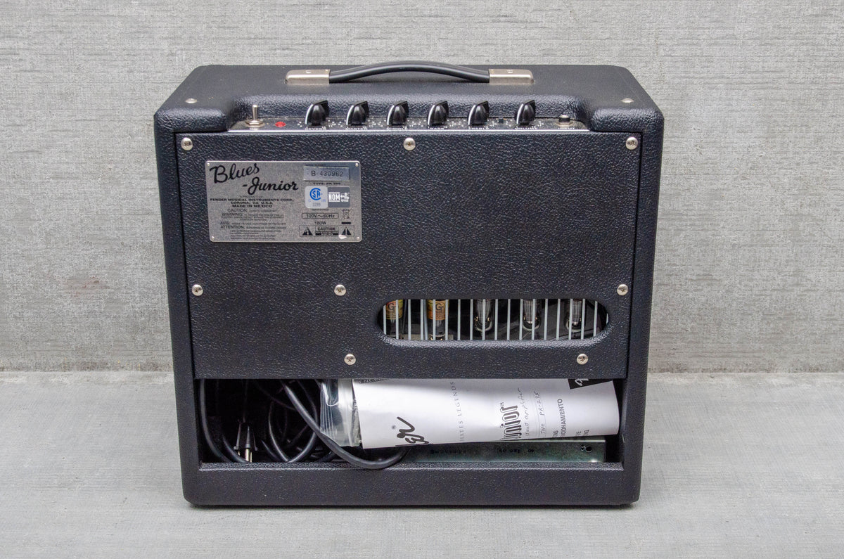 Used Fender Blues Junior 15-Watt Combo - Black w/cover