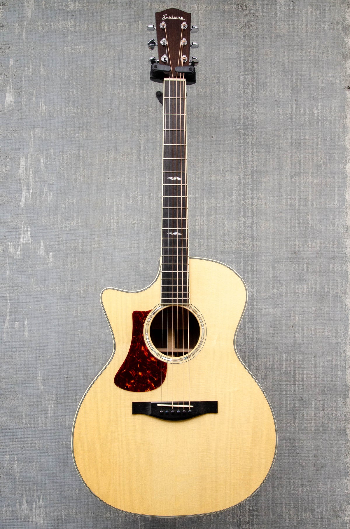 Used Eastman AC422LCE Lefty Cutaway Acoustic-Electric