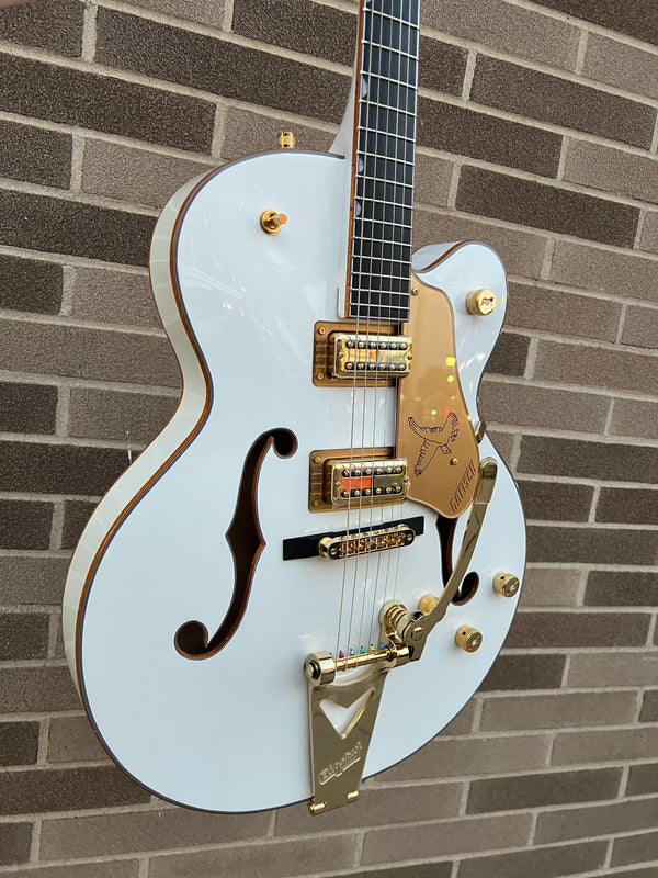 Gretsch  Synchromatic Falcon Hollow Body Single-Cut with Bigsby Snowcrest White